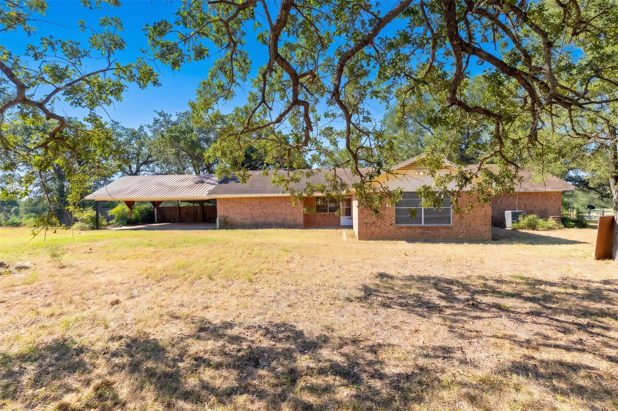 2173 County Road 434 Loop Property Photo 20