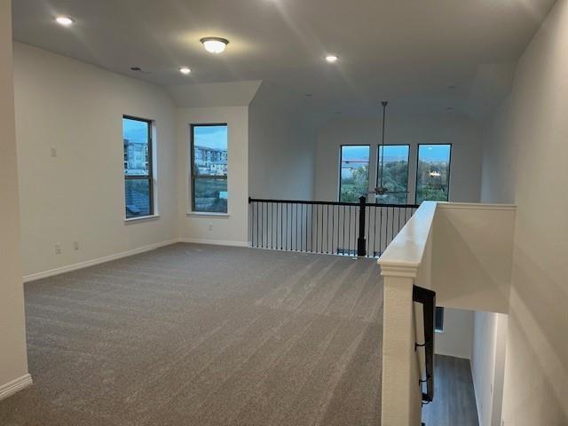 1129 Silver Dollar Trl Property Photo 8