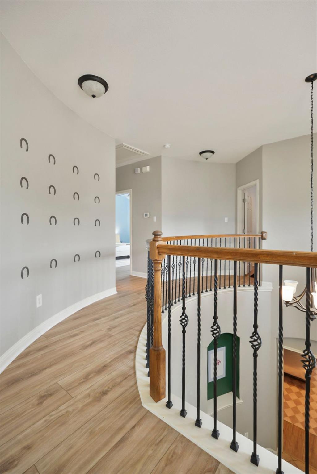 3709 Glastonbury Trl Property Photo 11