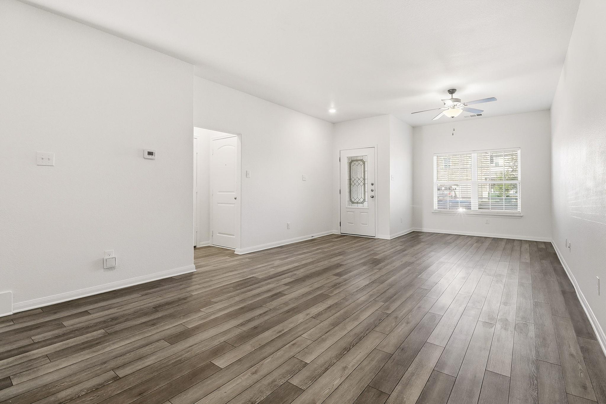 1283 Treeta Trl Property Photo 5