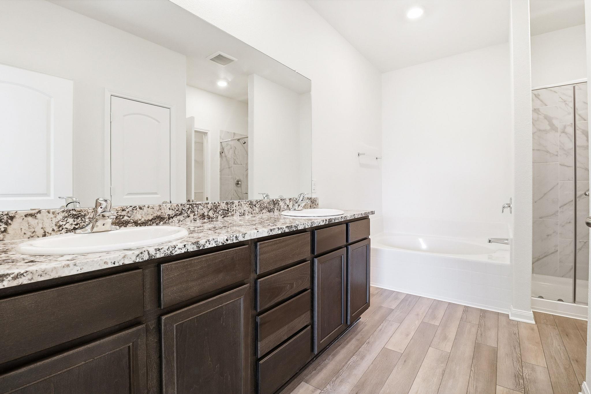 1283 Treeta Trl Property Photo 14