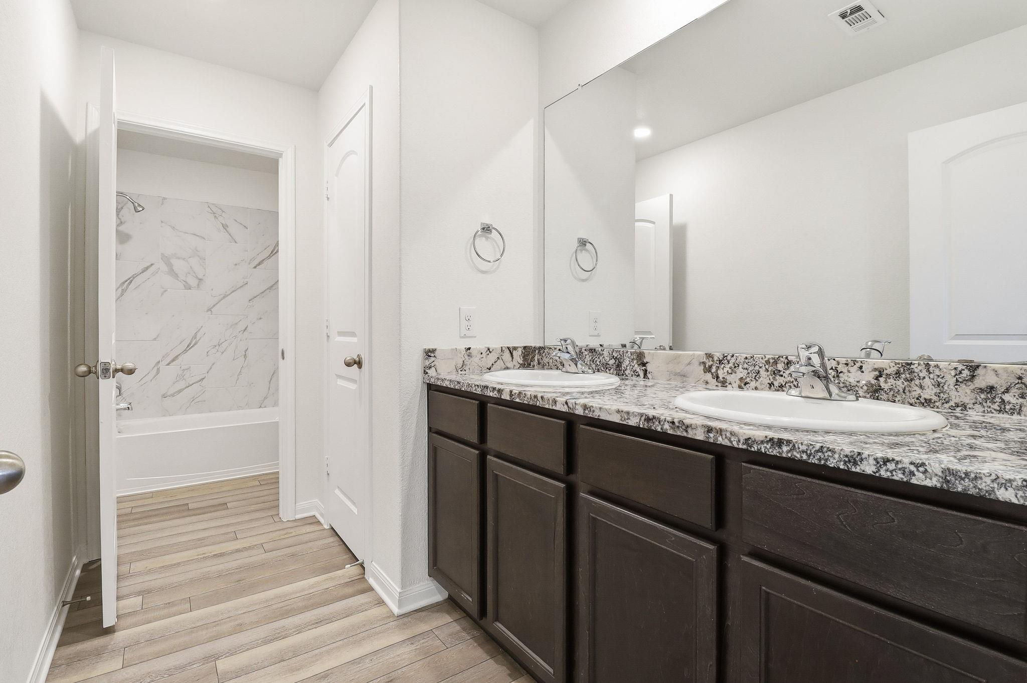 1283 Treeta Trl Property Photo 23