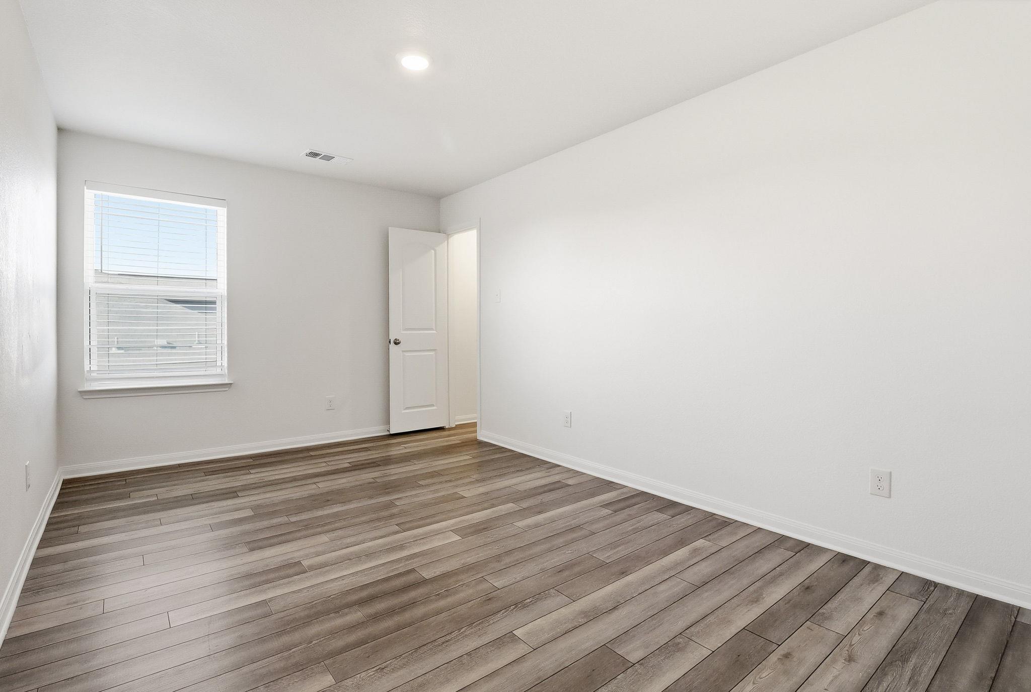 1283 Treeta Trl Property Photo 28