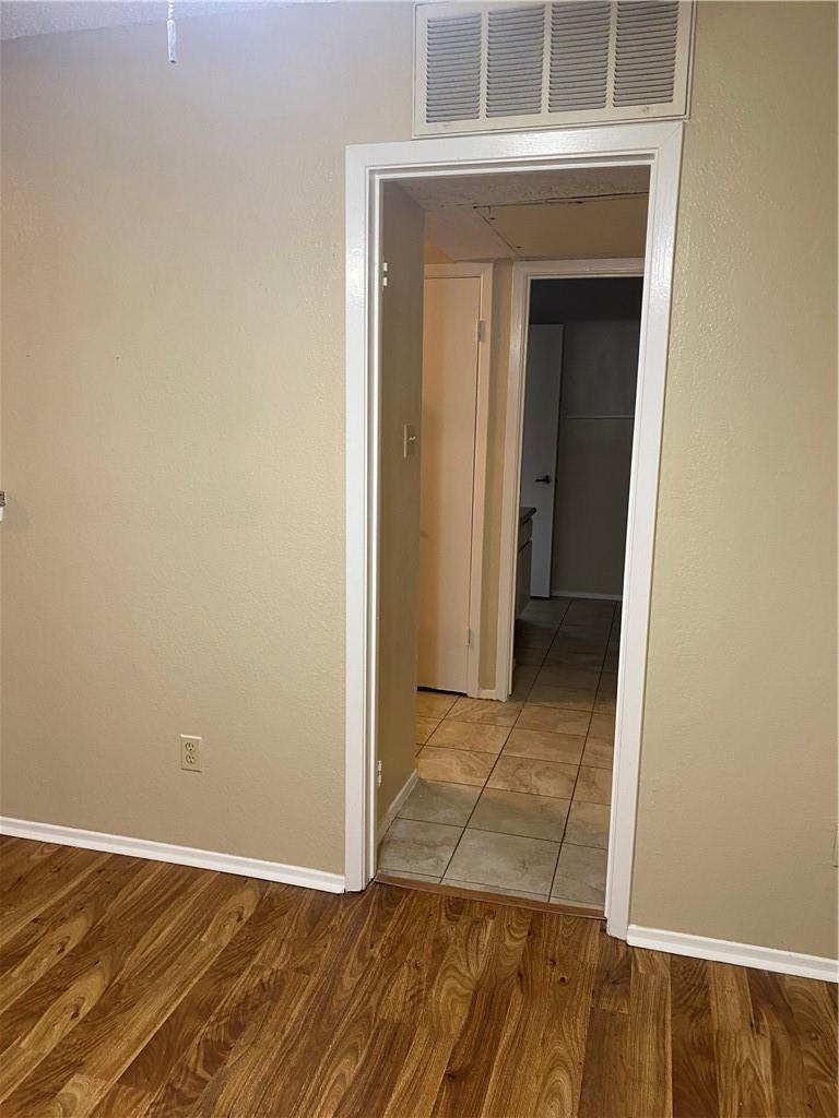 806 W 24th St #308 Property Photo 16