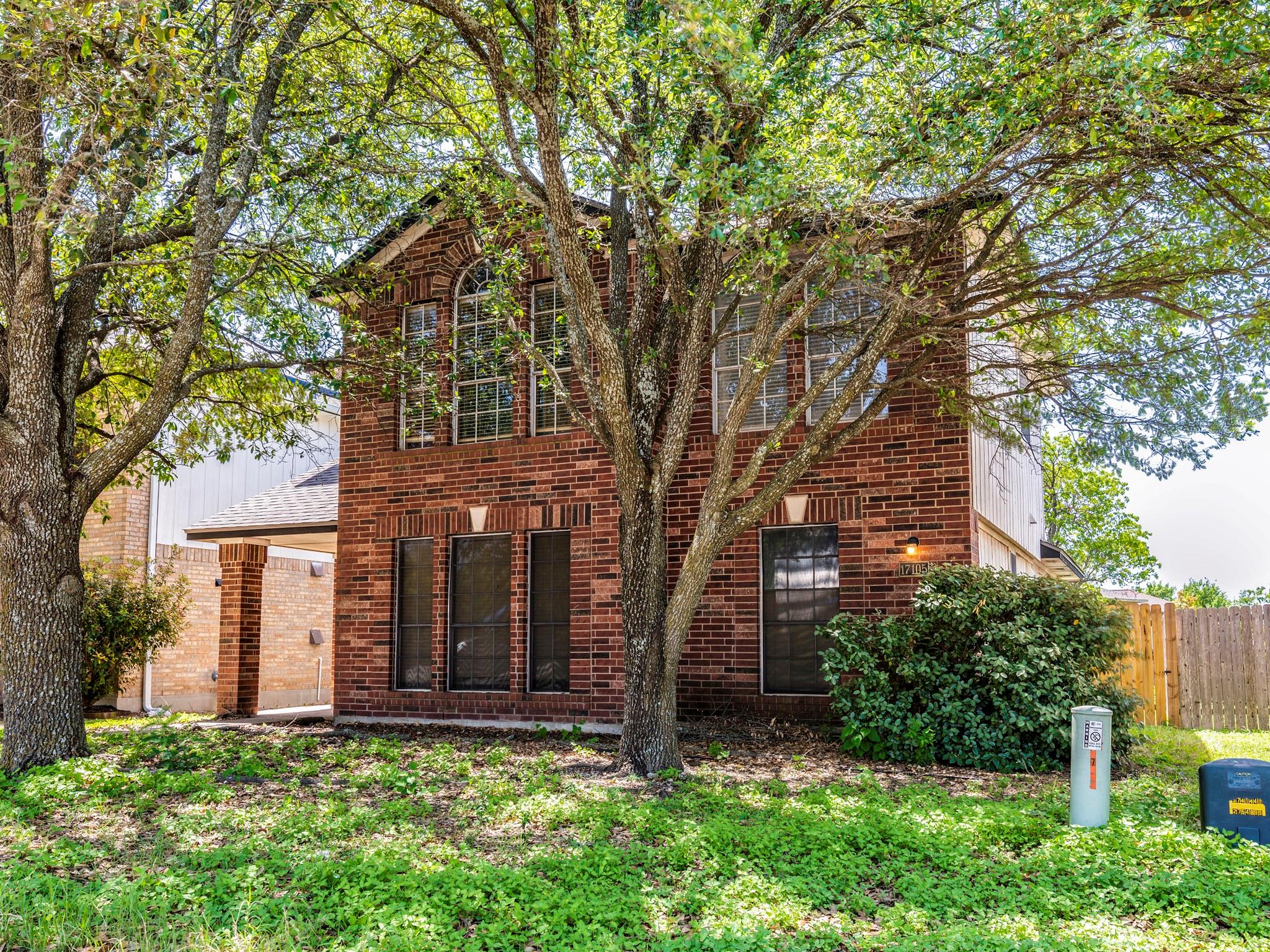17105 Tobermory Dr Property Photo 1