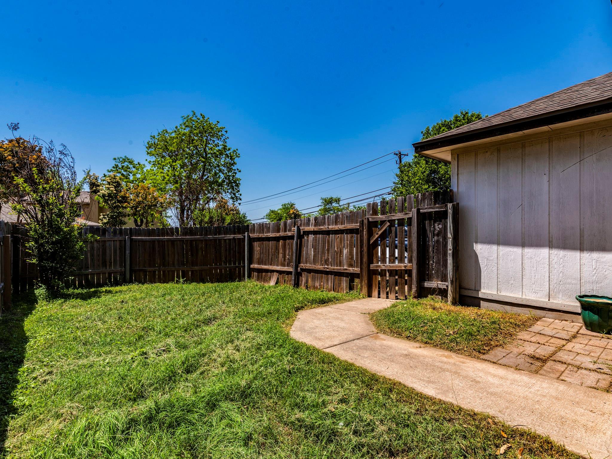17105 Tobermory Dr Property Photo 24