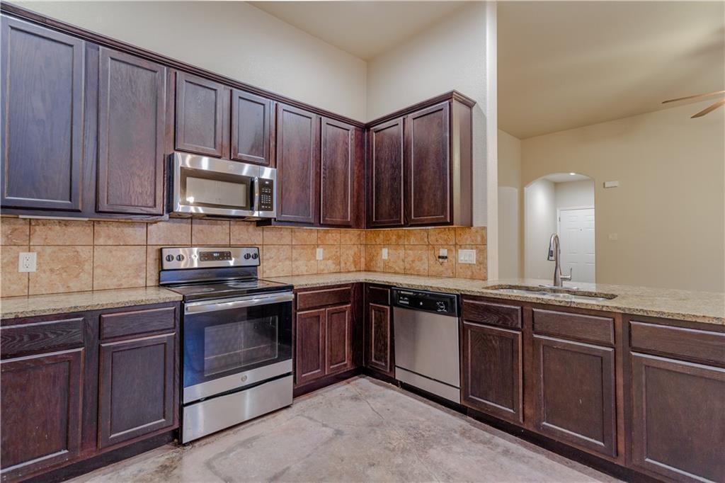 421 Jack Rabbit Ln #b Property Photo 7