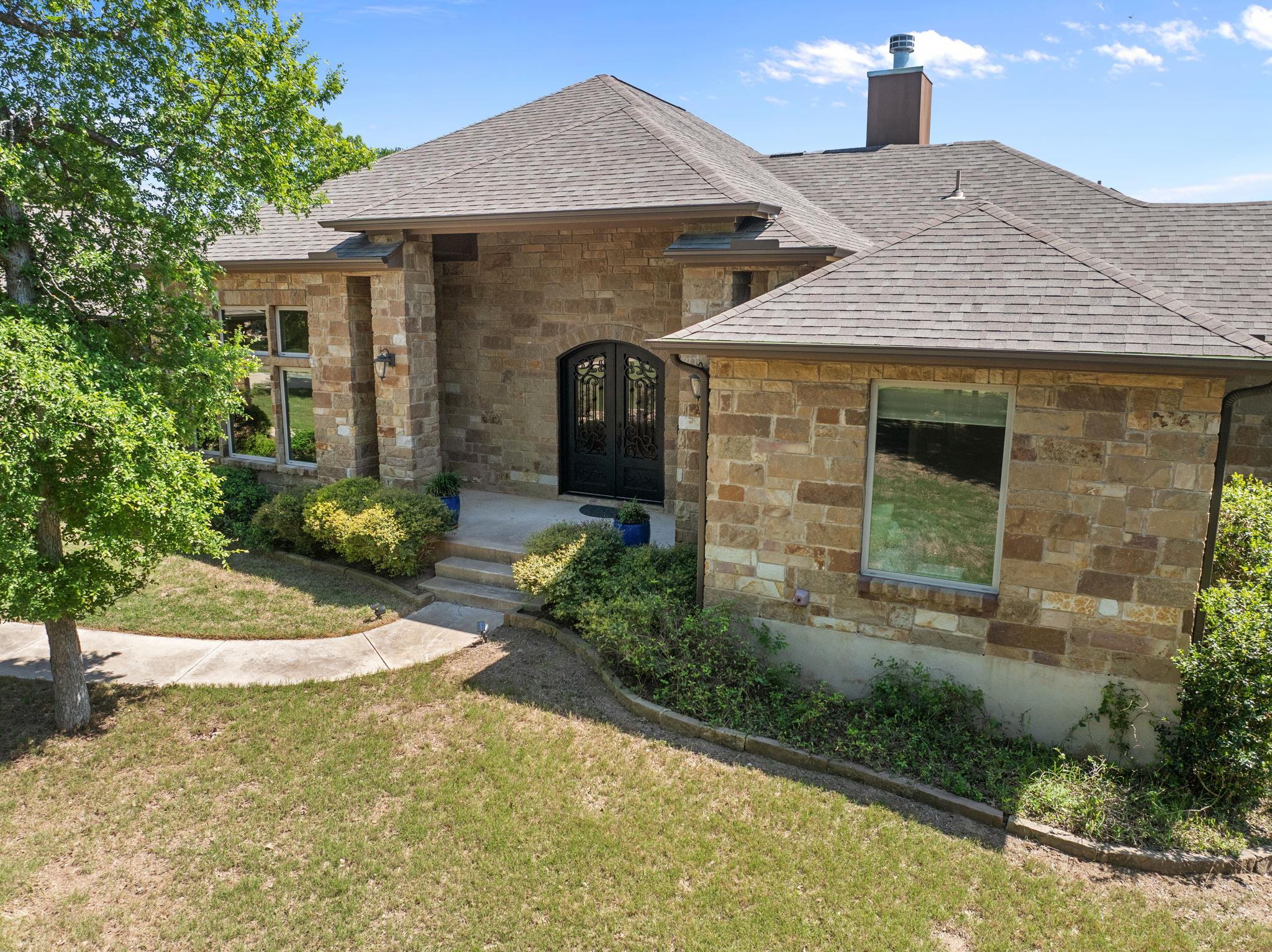 171 Winchester Rd Property Photo
