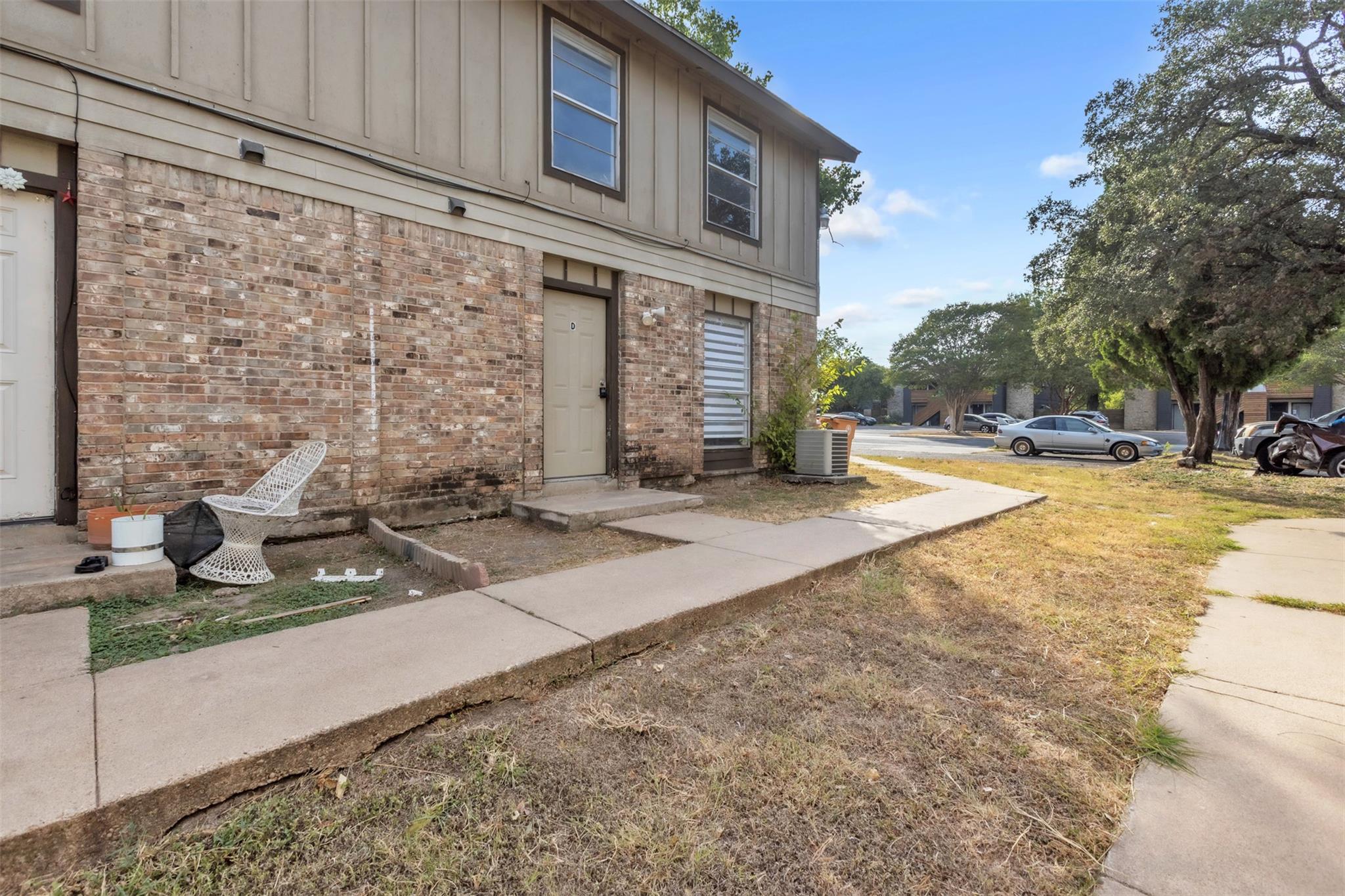 5805 Cougar Dr #a Property Photo 2