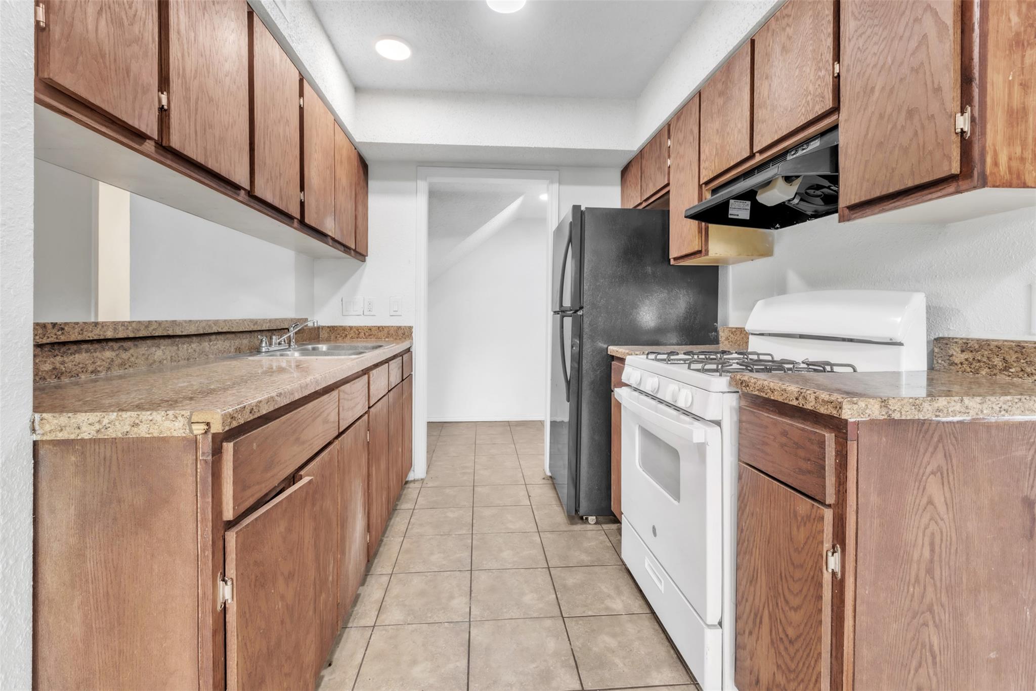 5805 Cougar Dr #a Property Photo 4