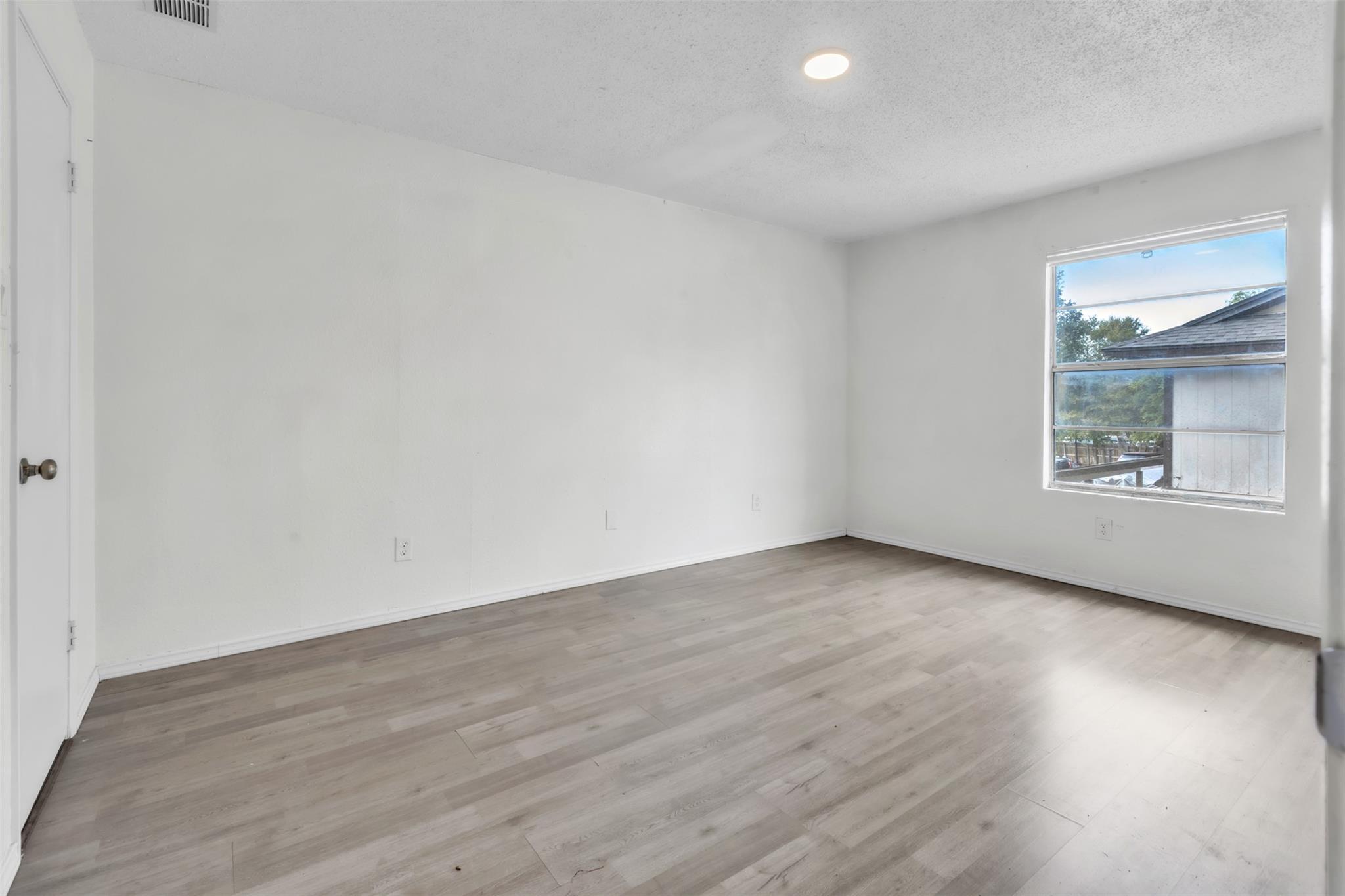 5805 Cougar Dr #a Property Photo 9