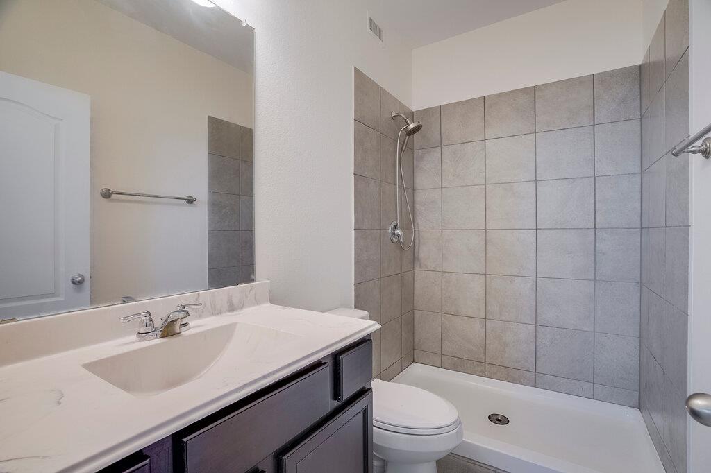 576 Ferrule Dr Property Photo 9