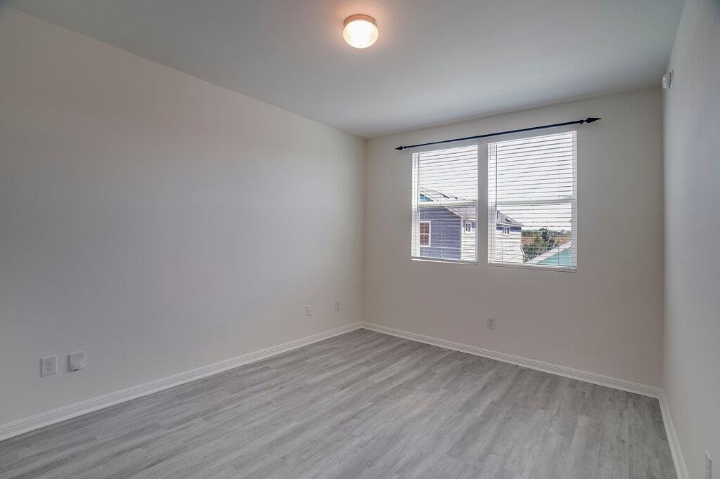576 Ferrule Dr Property Photo 11