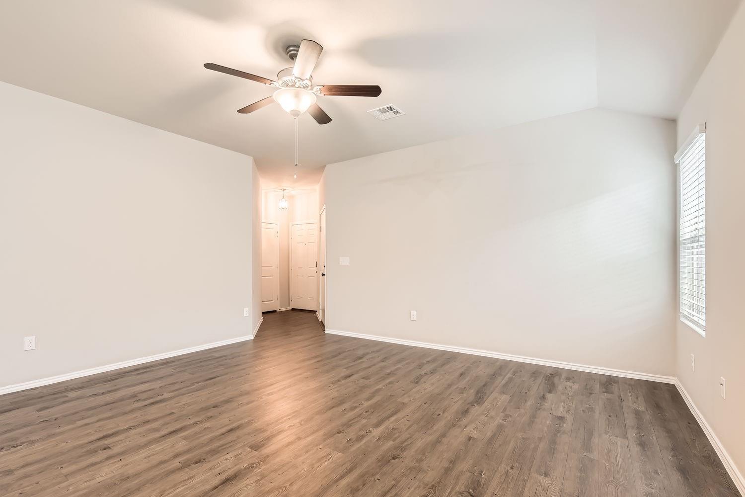 10801 Dimitrios Dr Property Photo 12