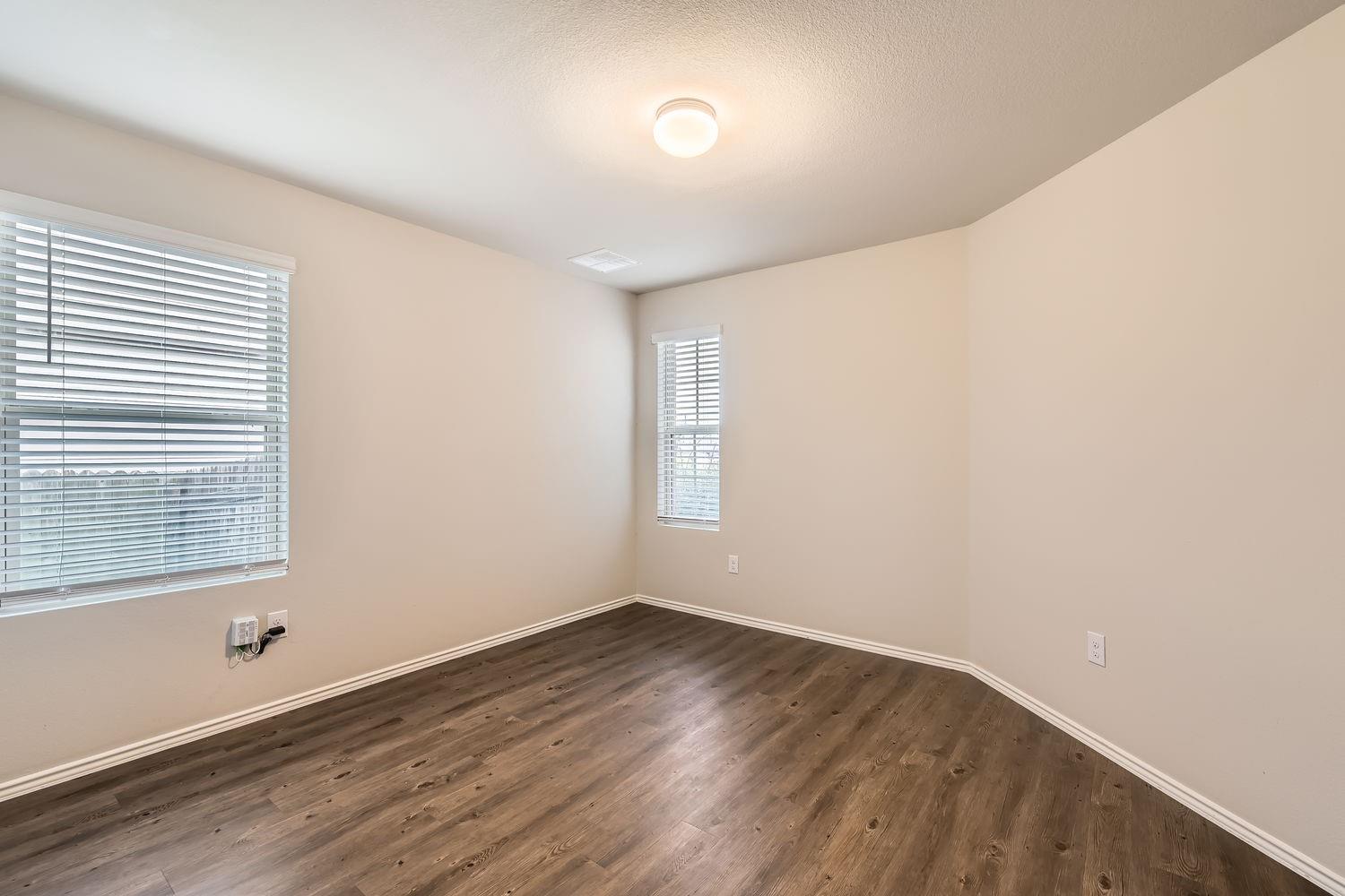 10801 Dimitrios Dr Property Photo 19