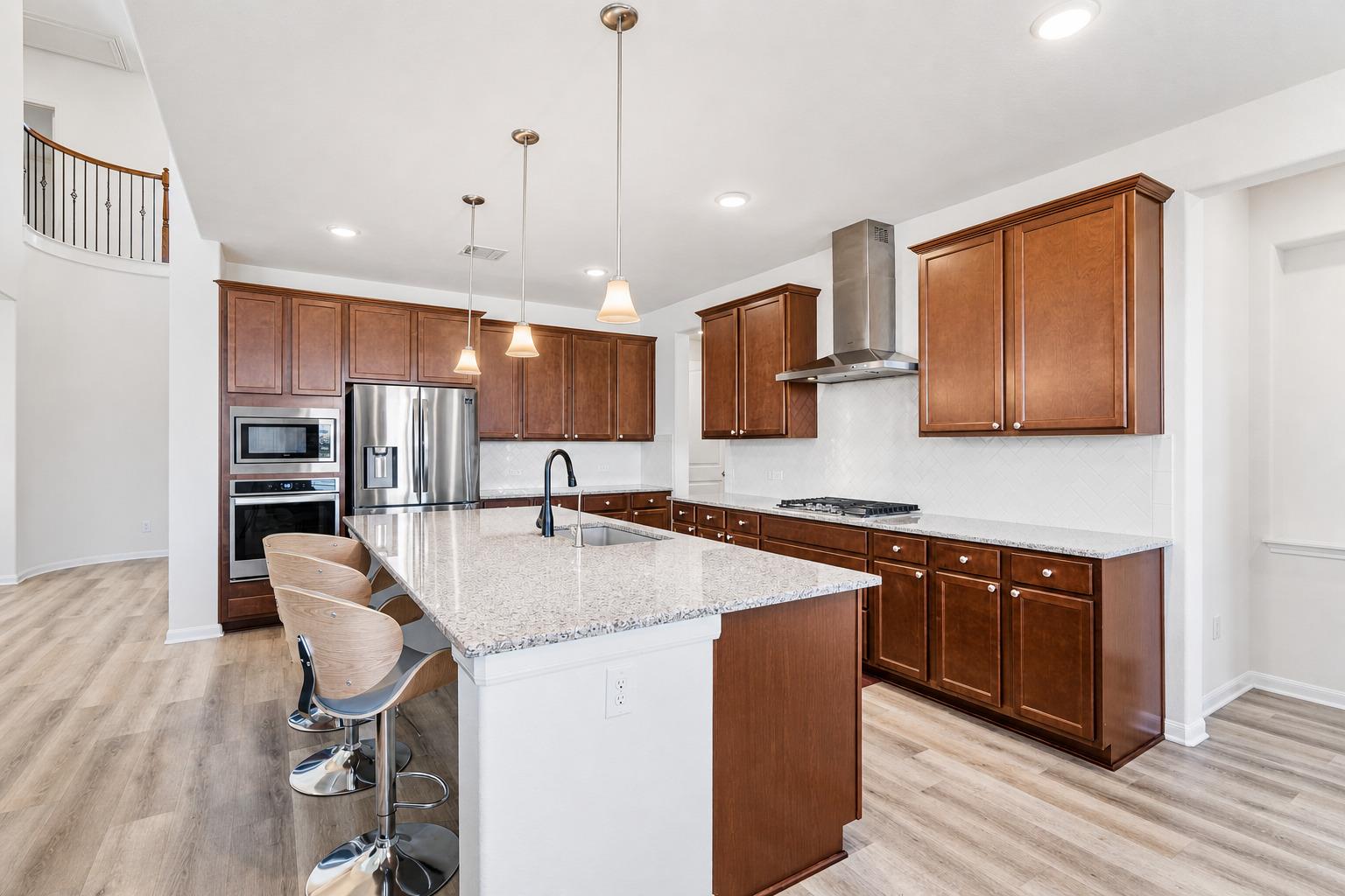 17817 Limestone Spring Ln Property Photo 4