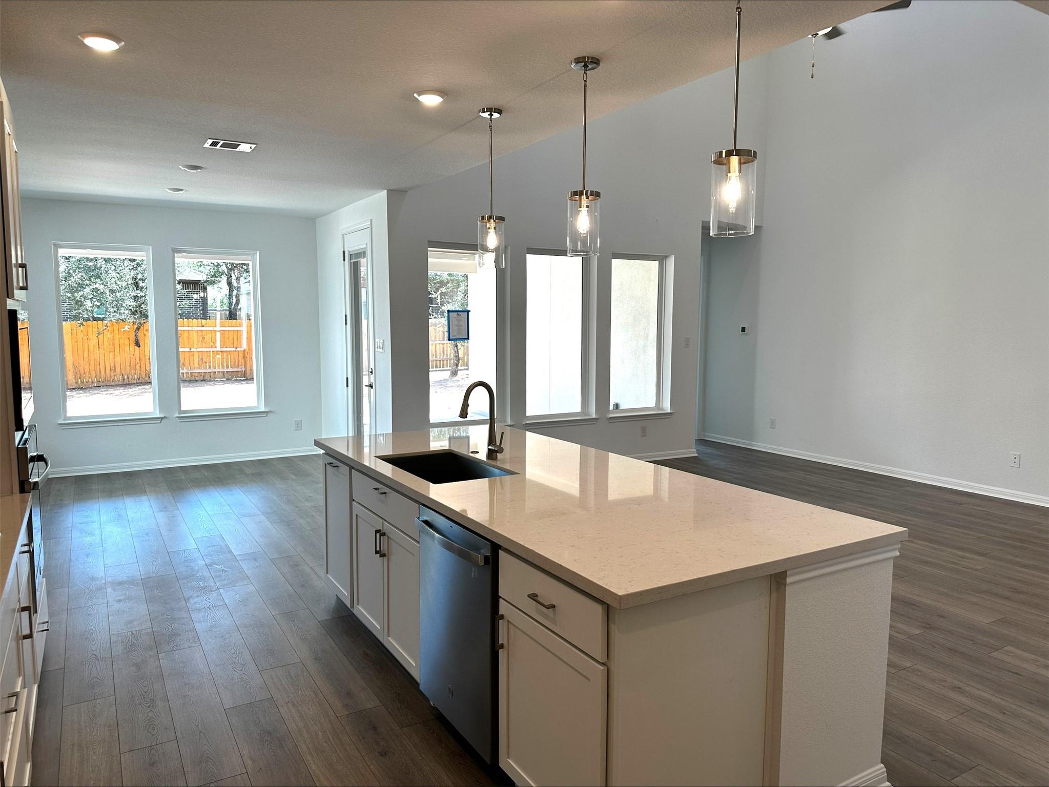 1409 Scenic Green Loop Property Photo 25