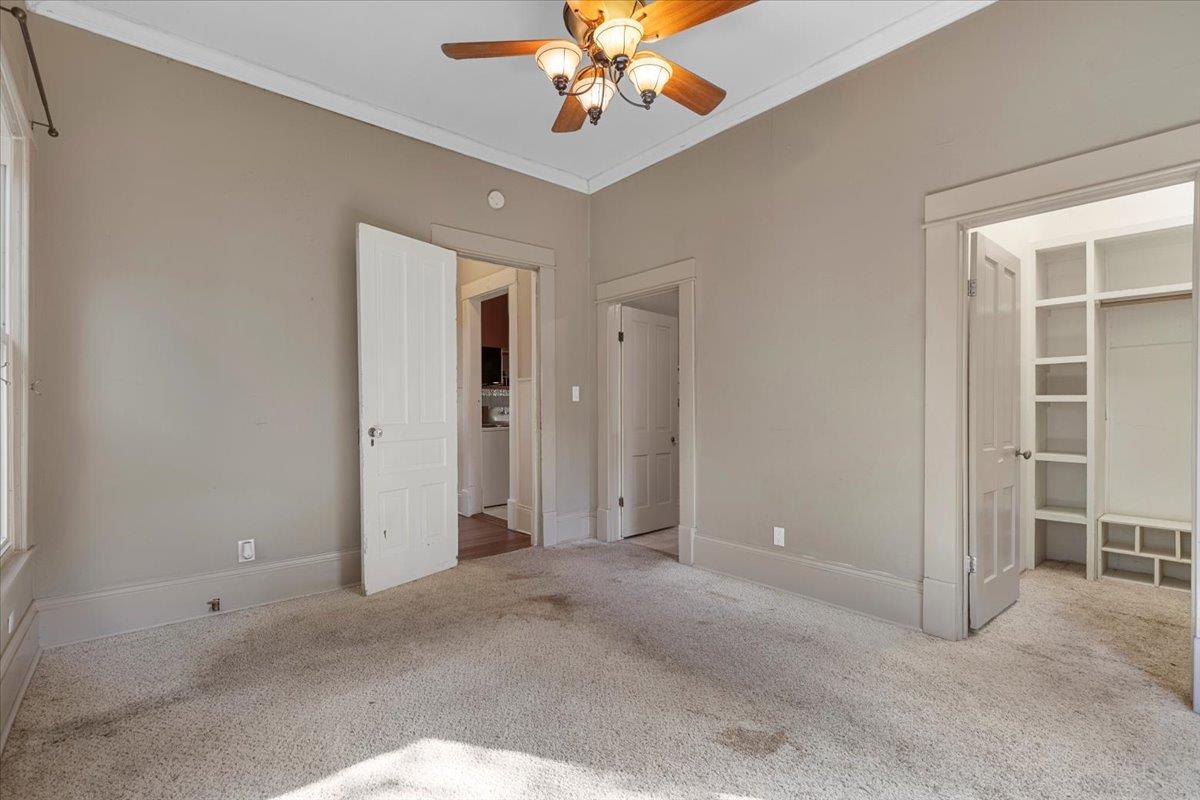 710 Gresham St Property Photo 18