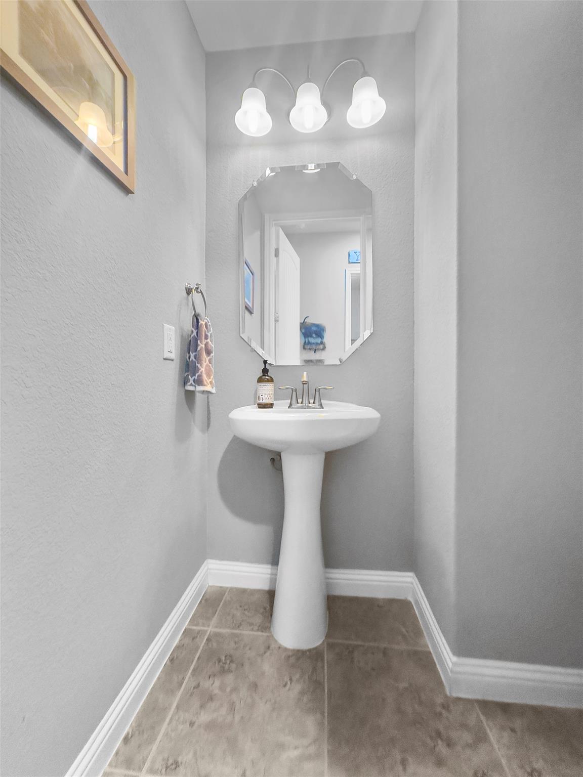 15812 Jeffs Ln Property Photo 24
