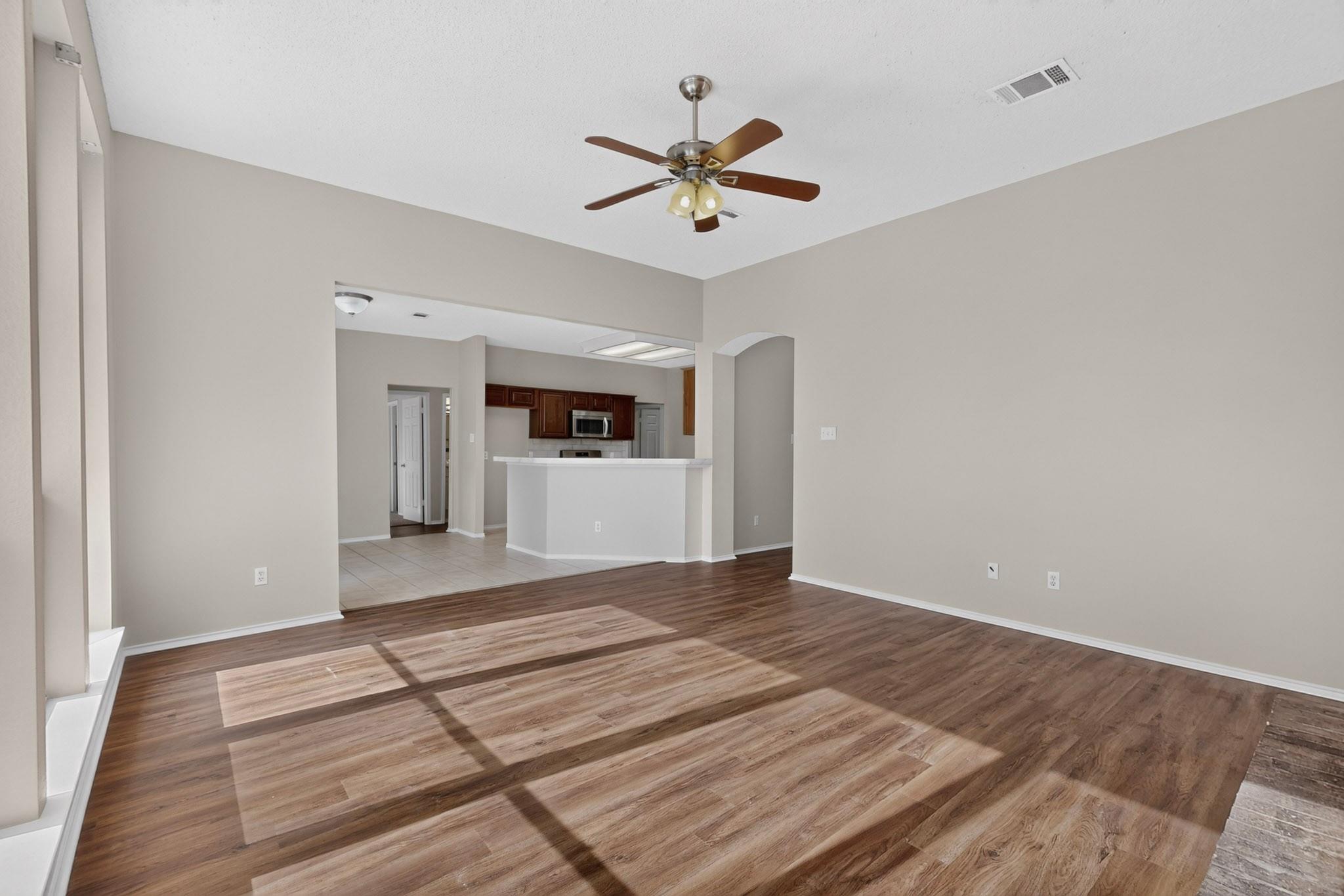 17905 Worley Dr Property Photo 10