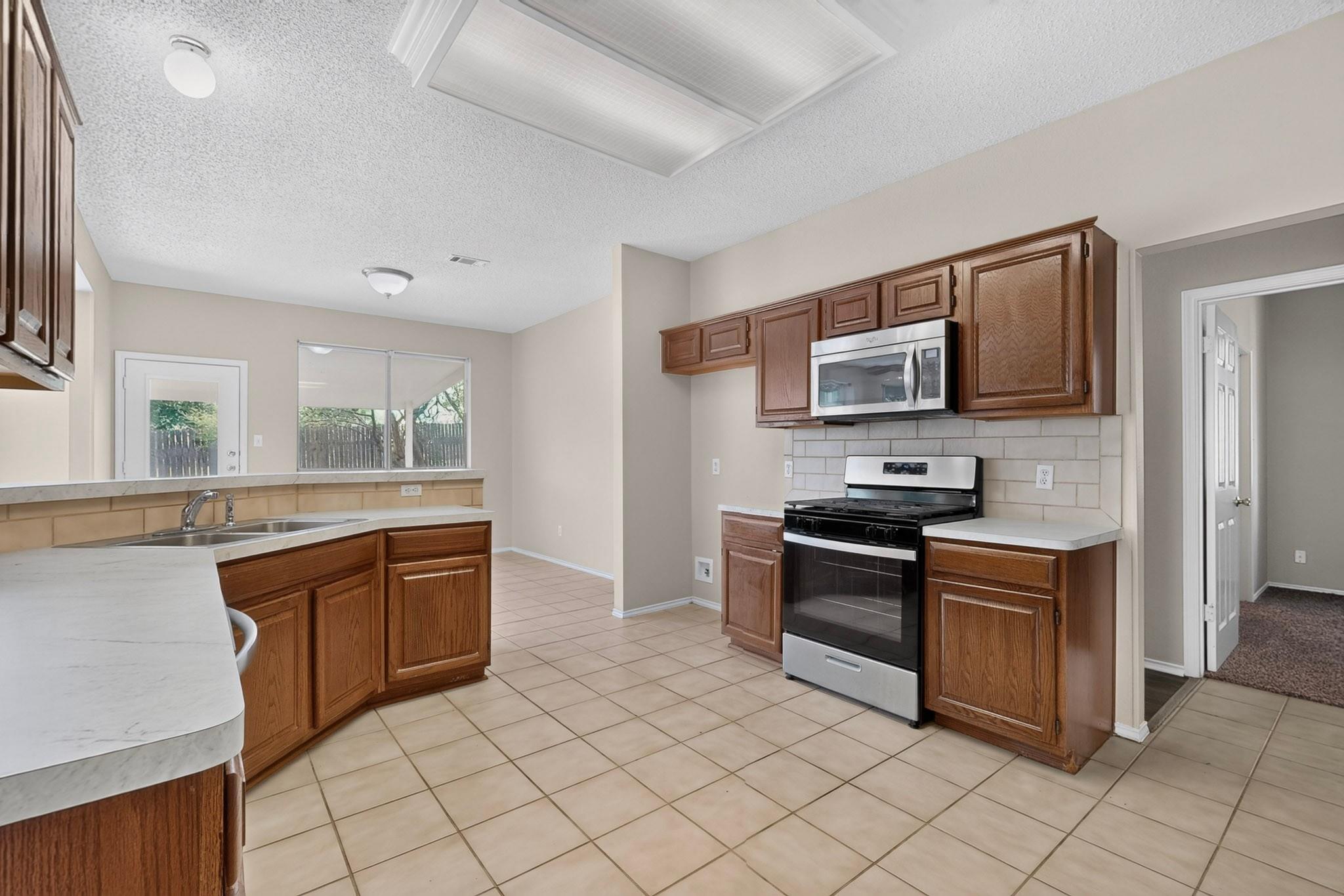17905 Worley Dr Property Photo 14