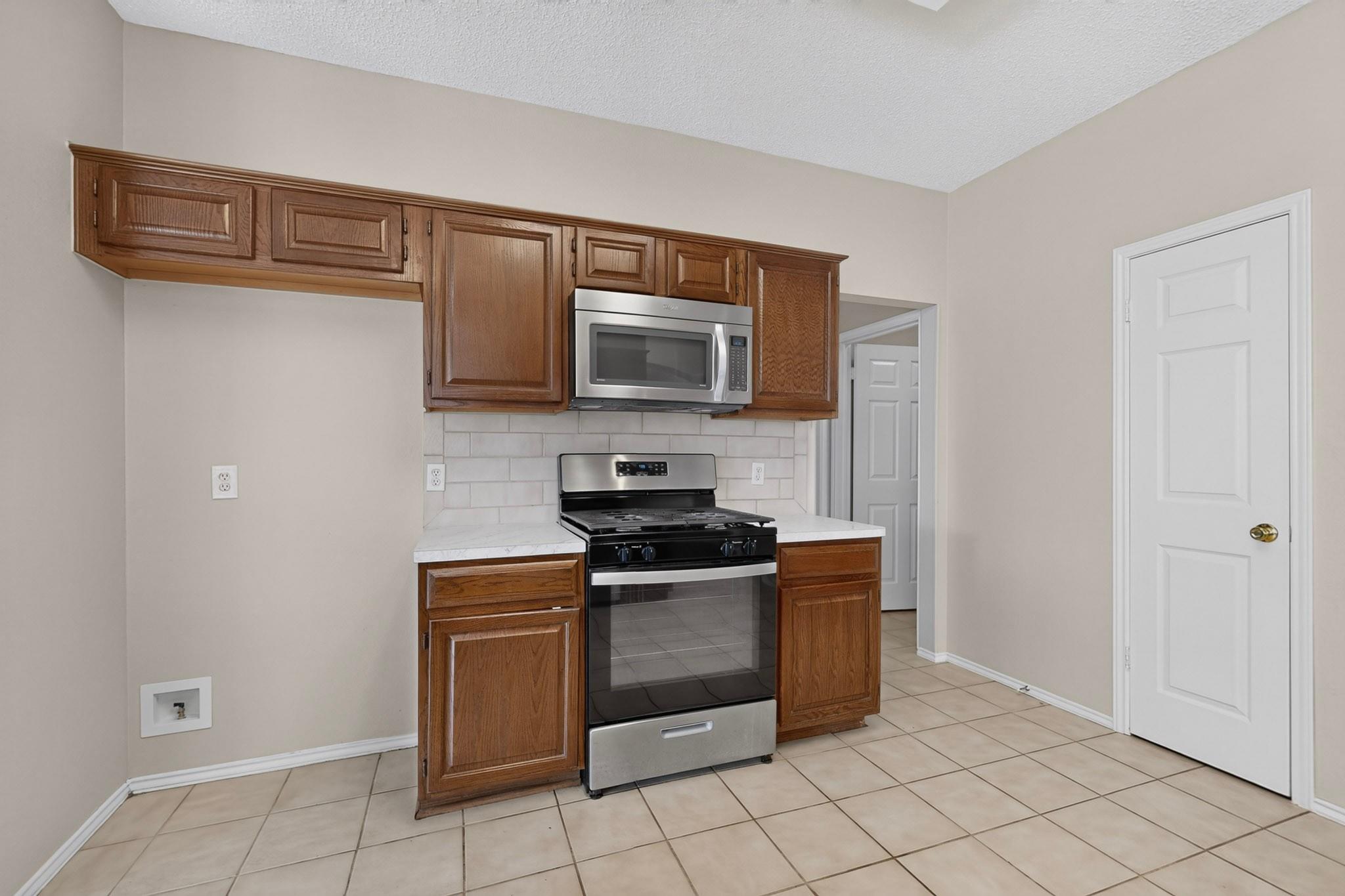 17905 Worley Dr Property Photo 17