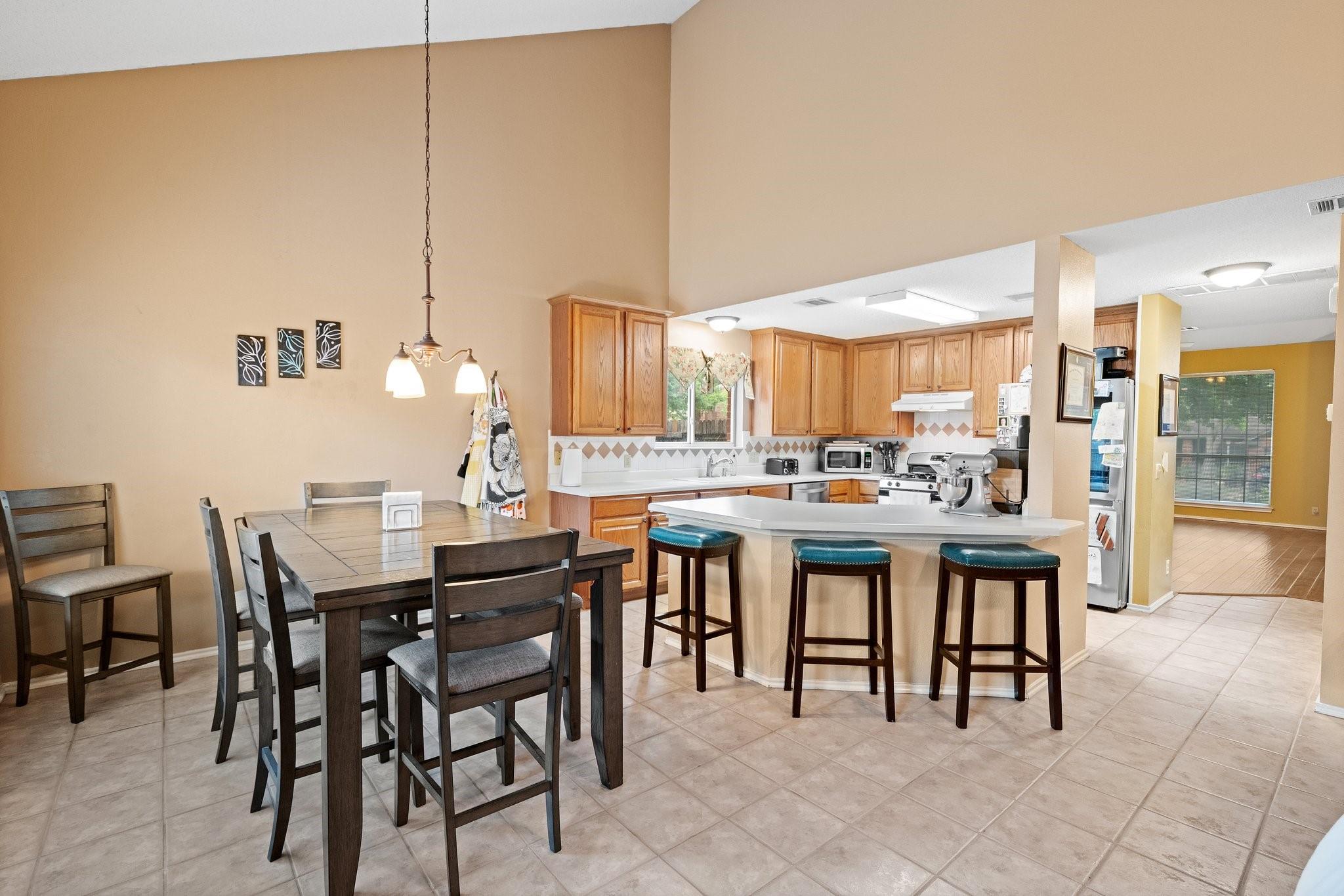 12900 Medina River Way Property Photo 9