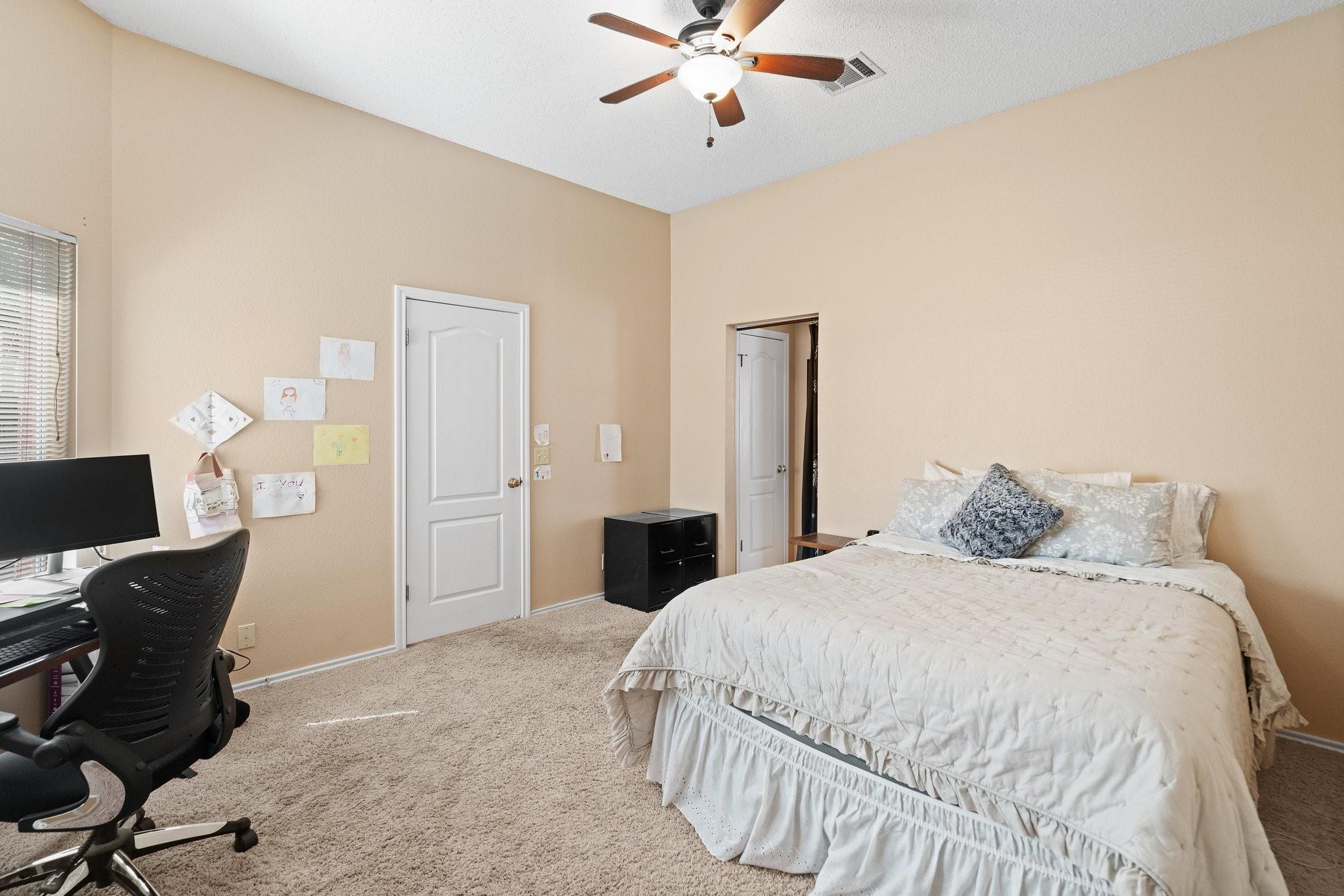 12900 Medina River Way Property Photo 15