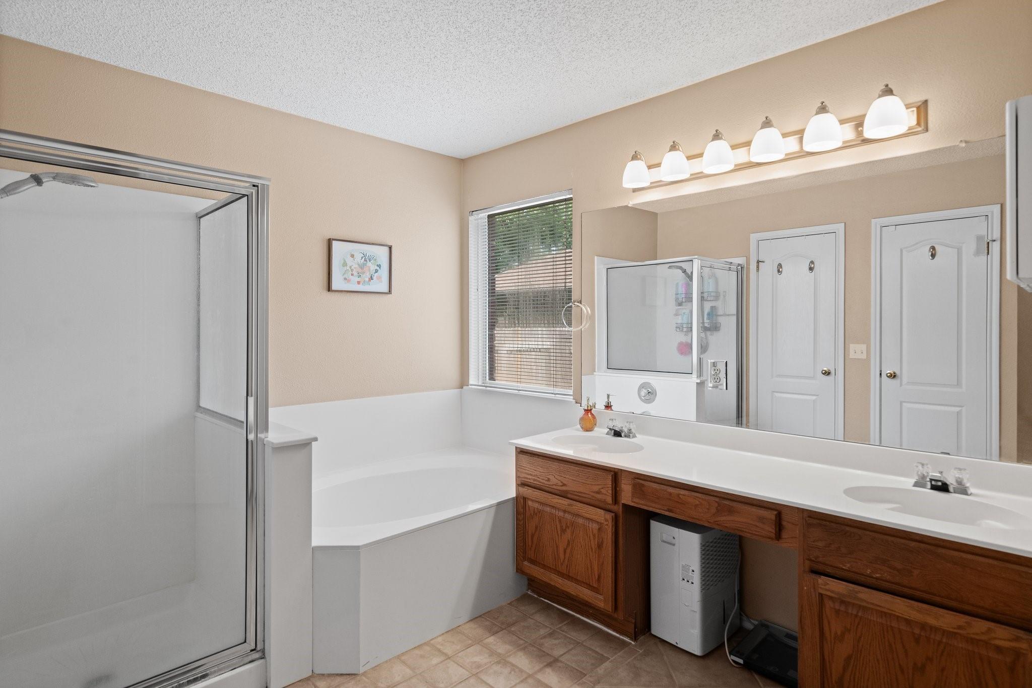 12900 Medina River Way Property Photo 16