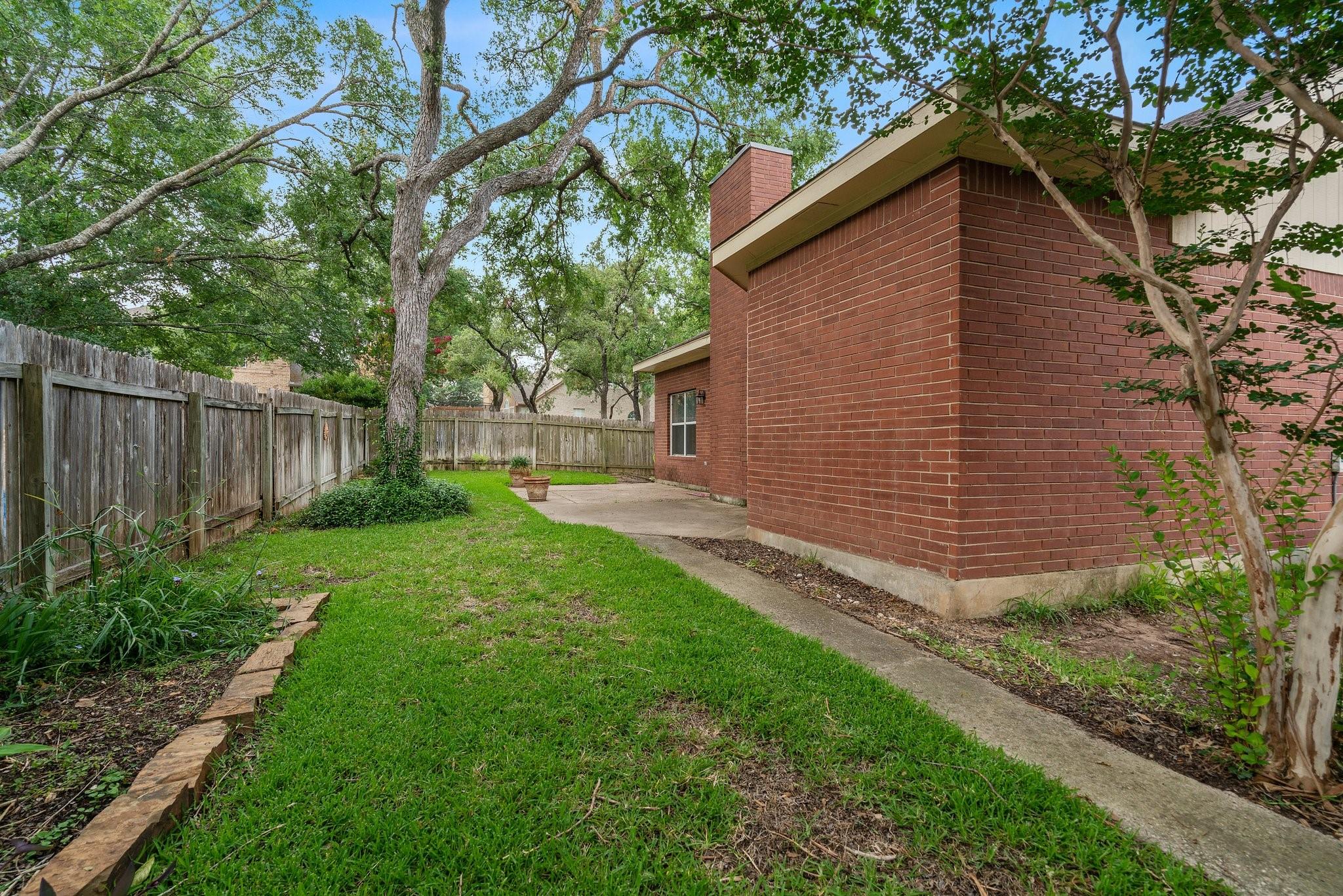 12900 Medina River Way Property Photo 24
