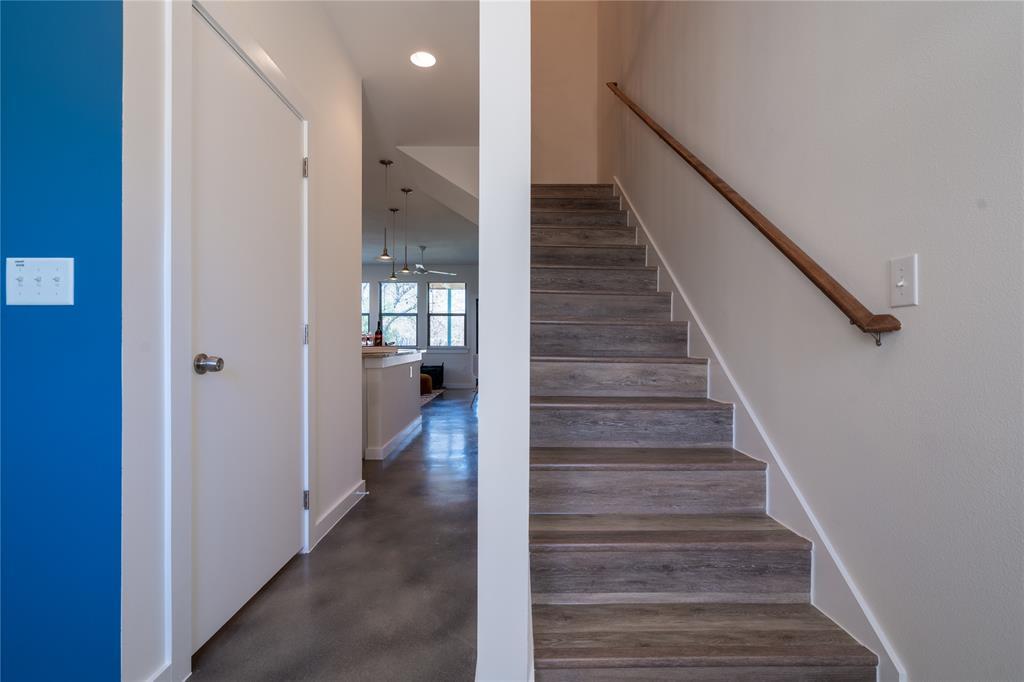 4702 Leslie Ave #a Property Photo 14