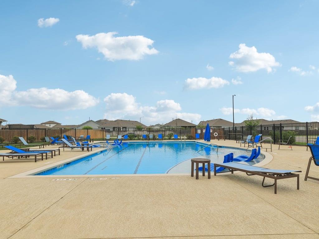 709 Bluffview Dr Property Photo 34