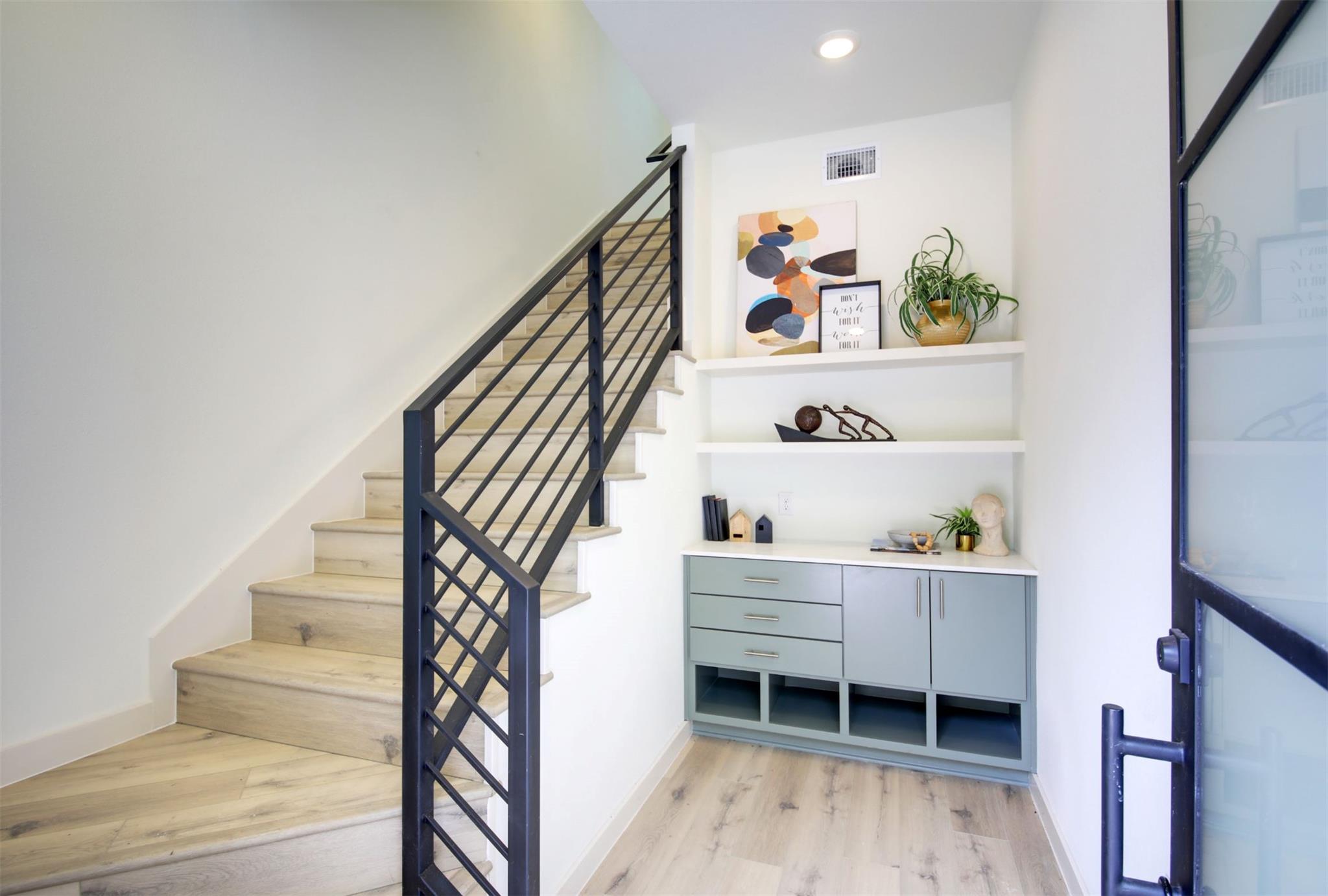6802 Montana St #2 Property Photo 1