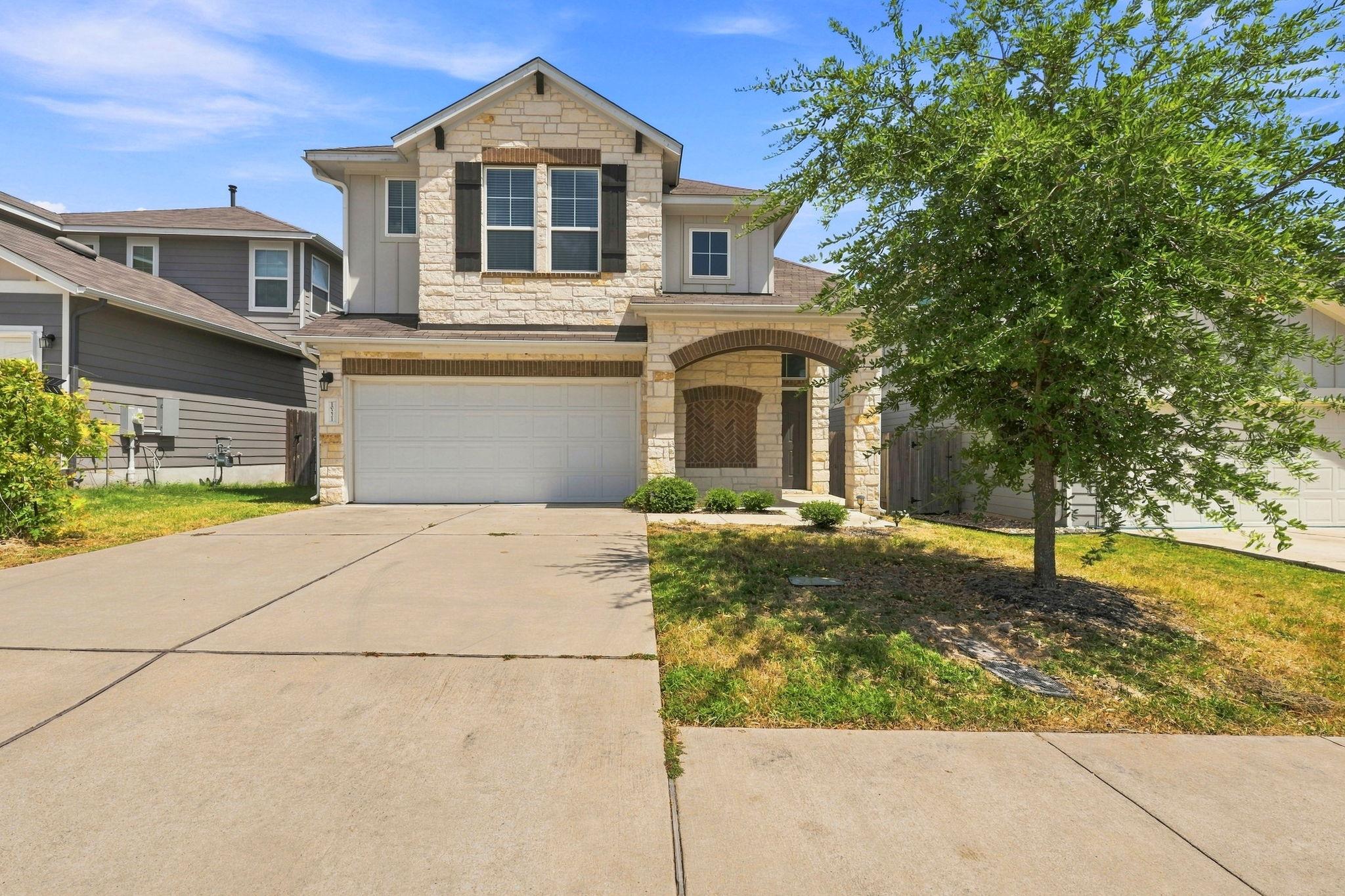 10221 Forest Grove Dr Property Photo 2