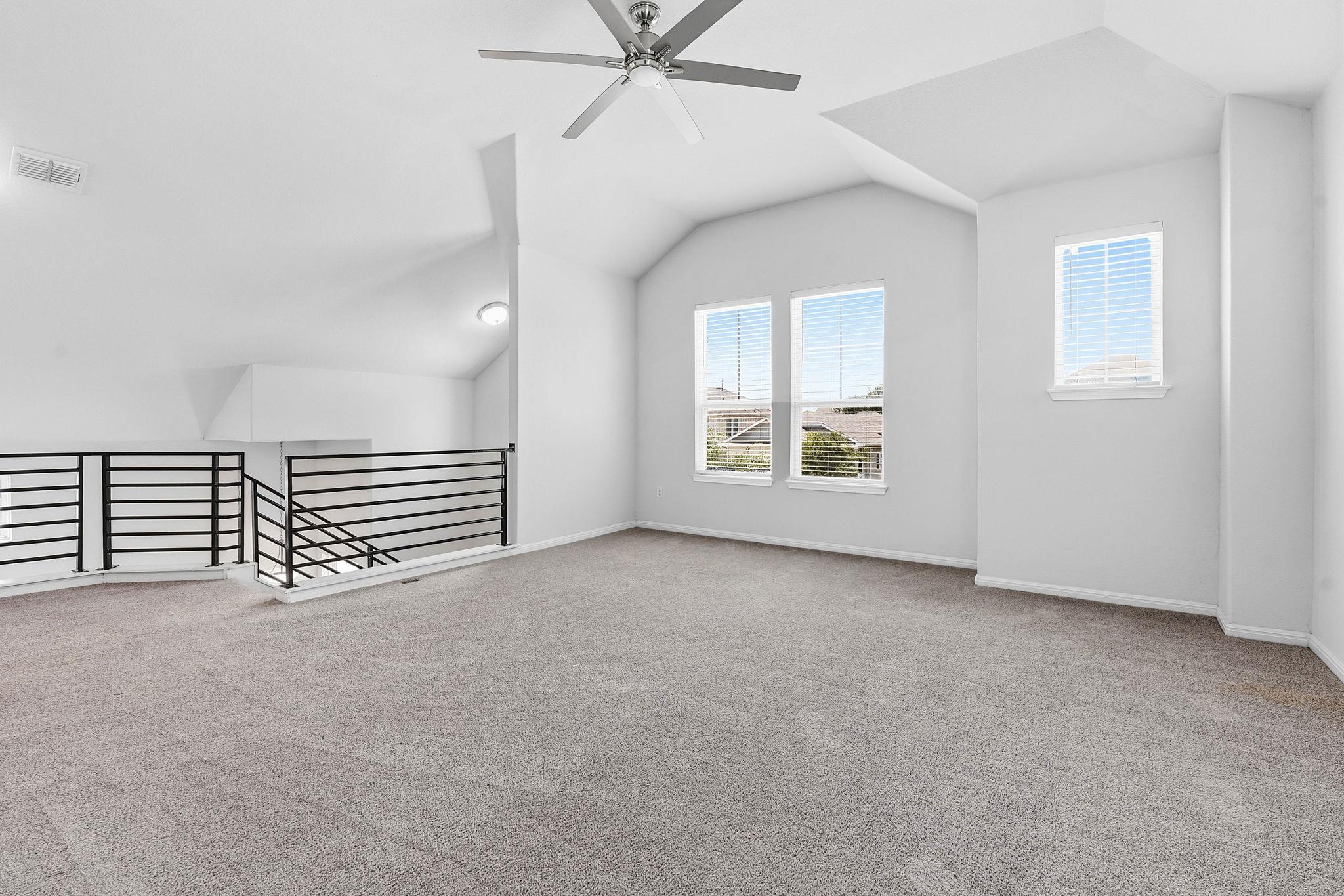 10221 Forest Grove Dr Property Photo 13