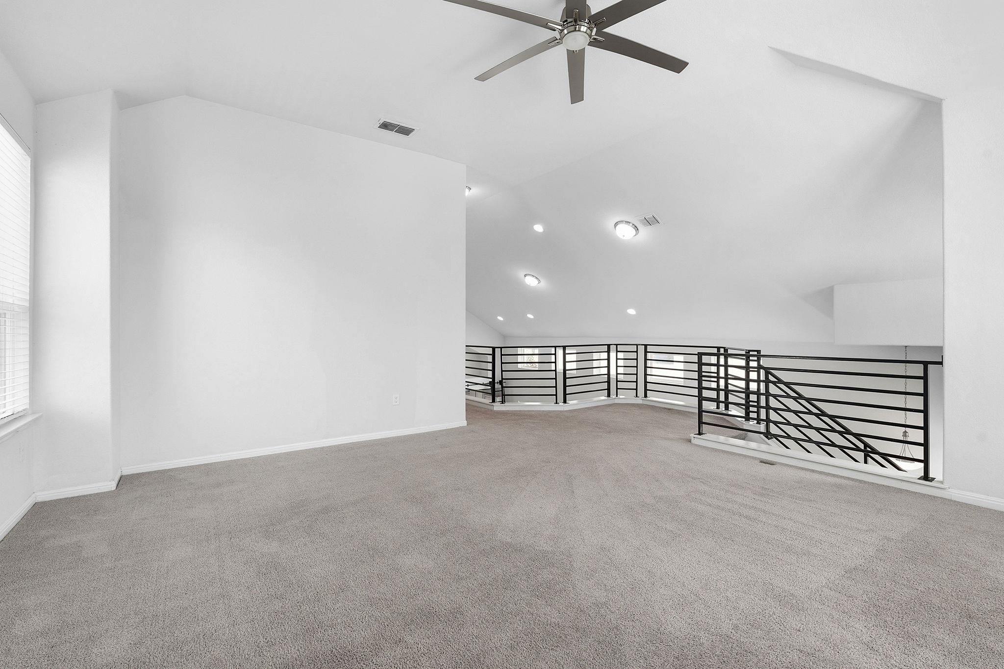 10221 Forest Grove Dr Property Photo 15