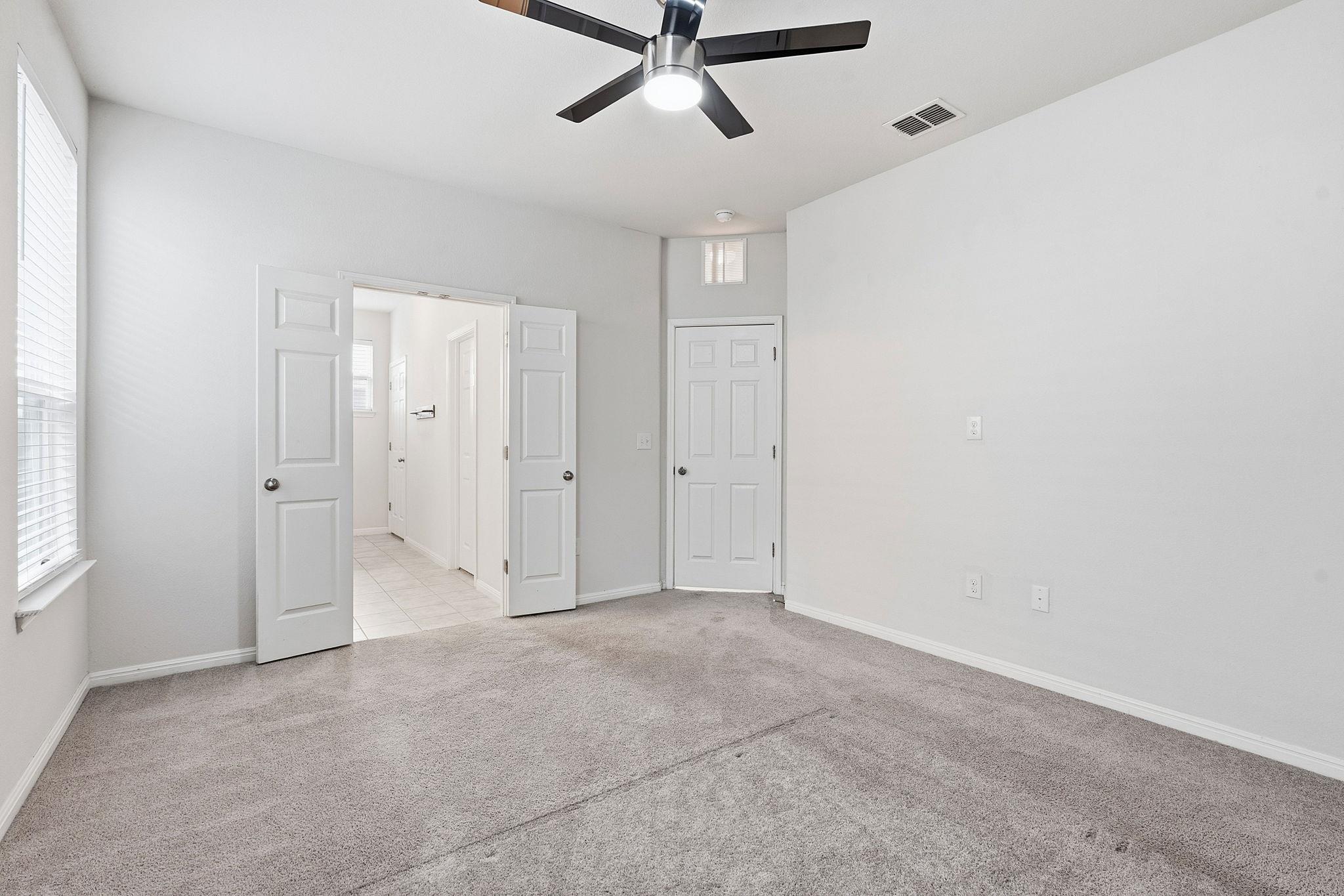 10221 Forest Grove Dr Property Photo 16