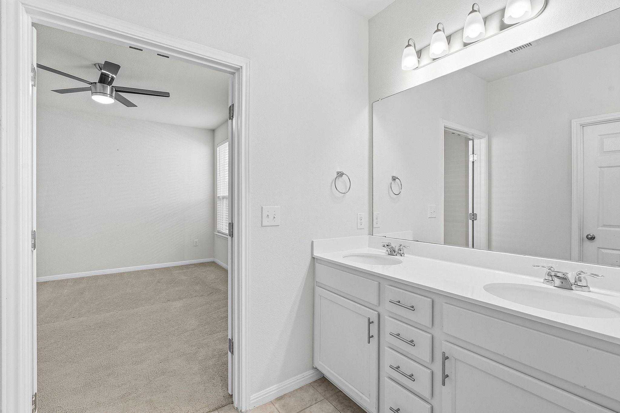 10221 Forest Grove Dr Property Photo 19