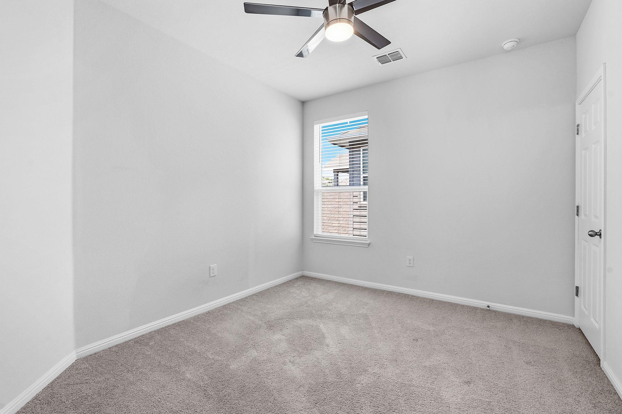 10221 Forest Grove Dr Property Photo 25