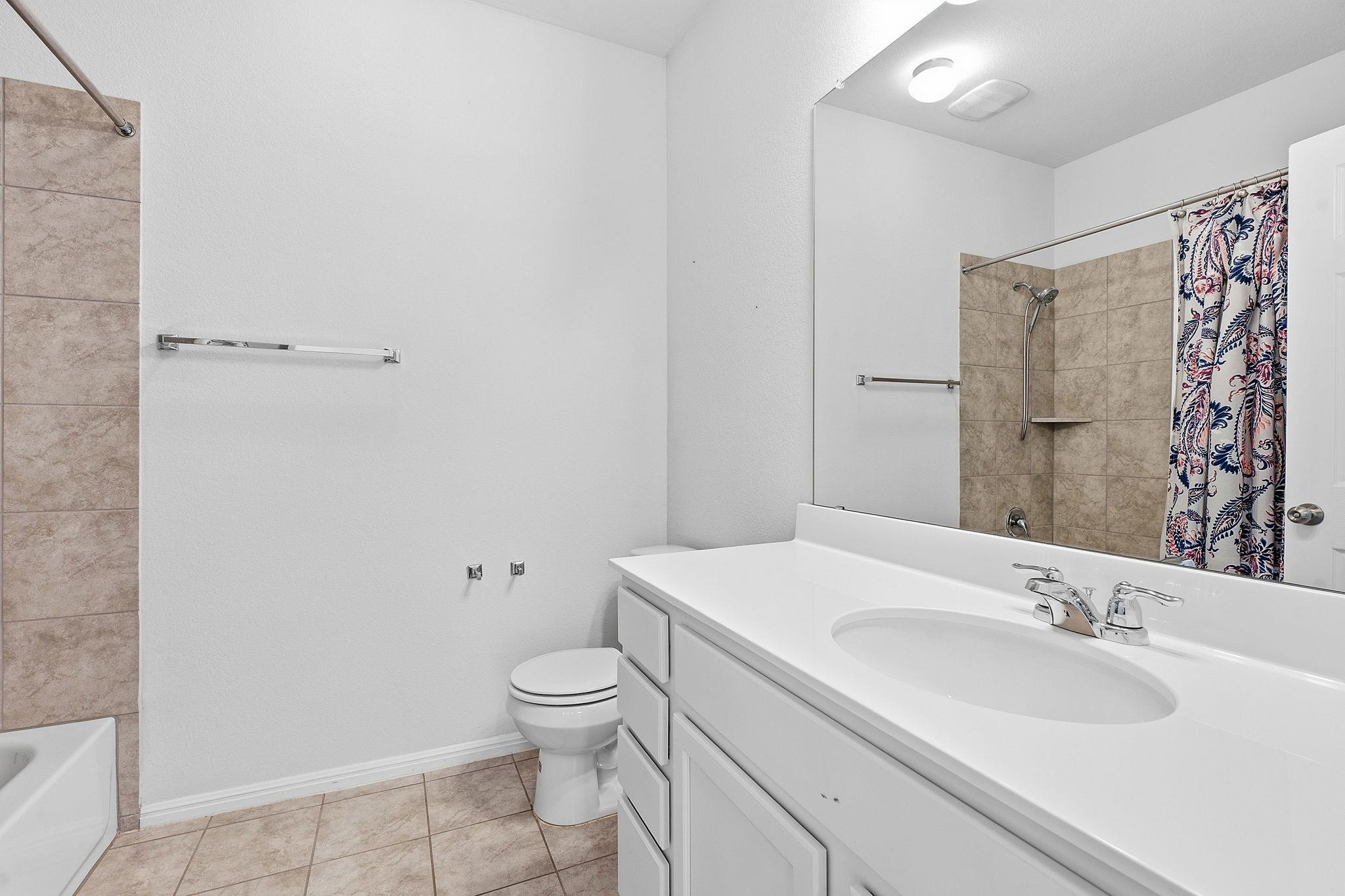 10221 Forest Grove Dr Property Photo 26