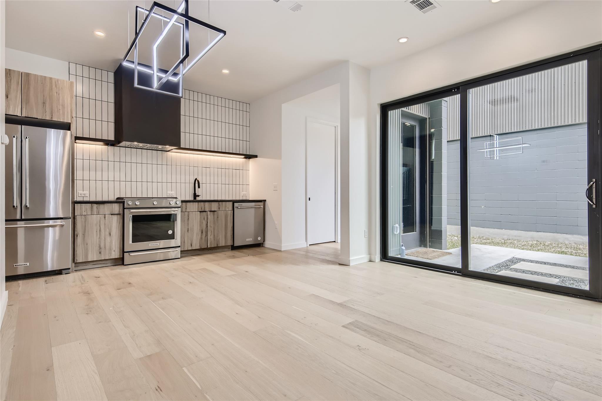 1214 Pasadena Dr #unit 2 Property Photo 6