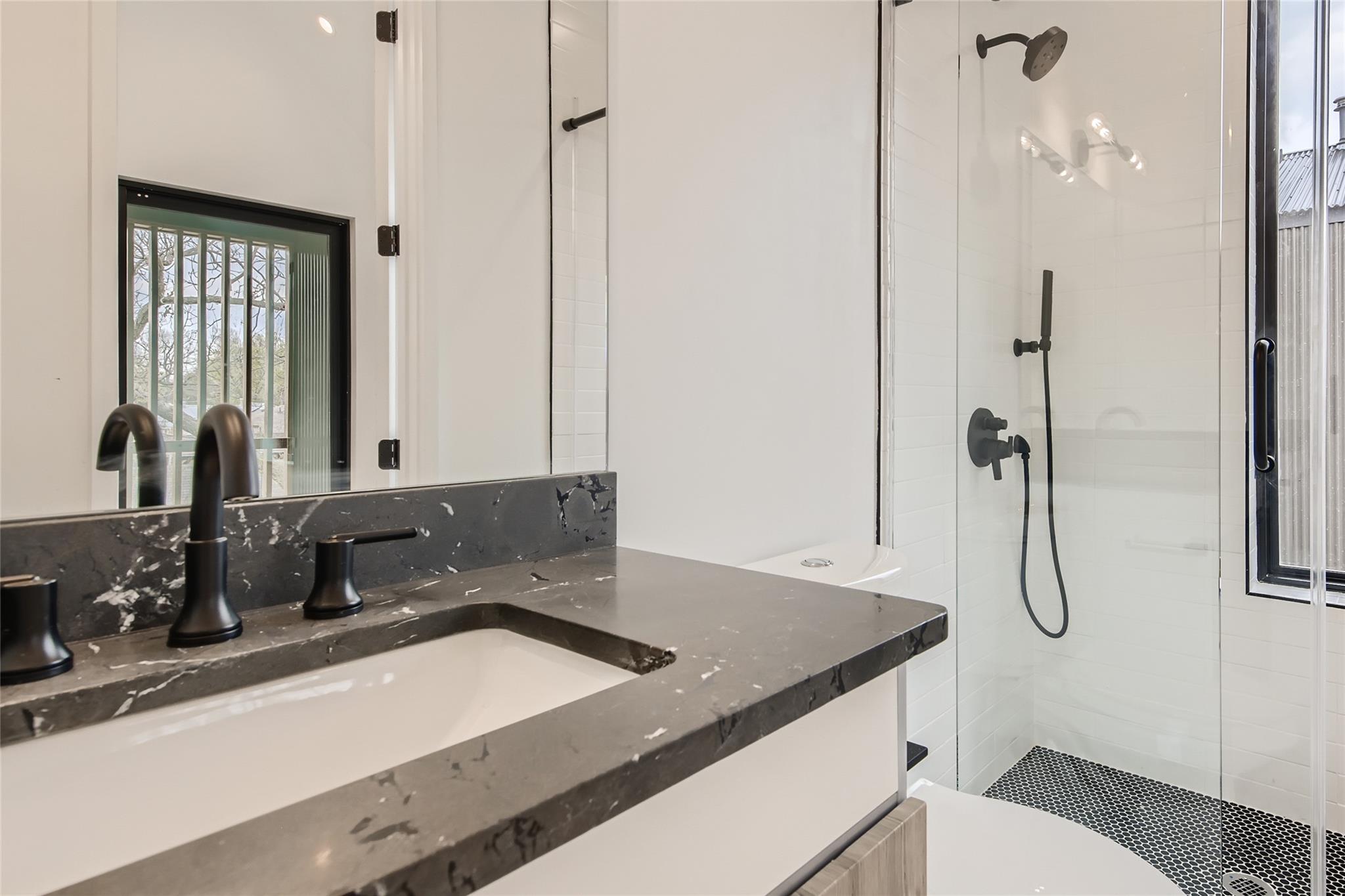 1214 Pasadena Dr #unit 2 Property Photo 10
