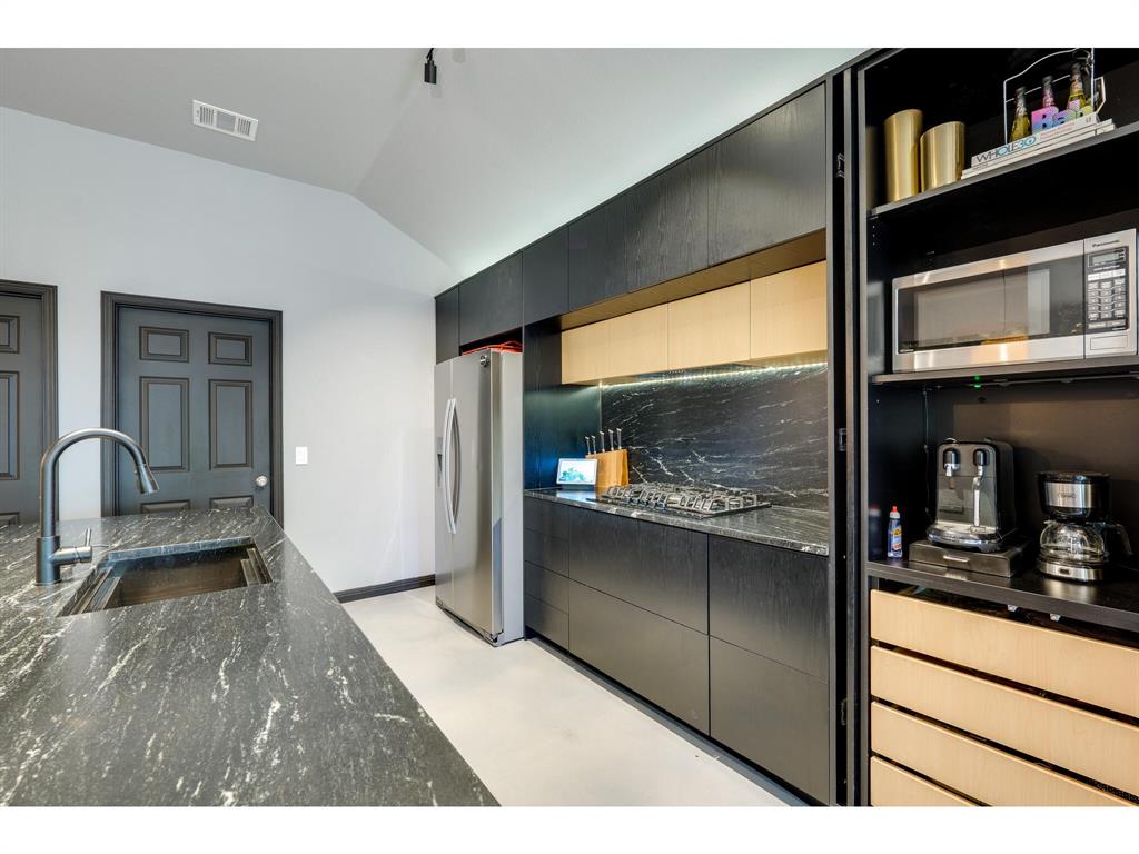 13401 Anarosa Loop Property Photo 17