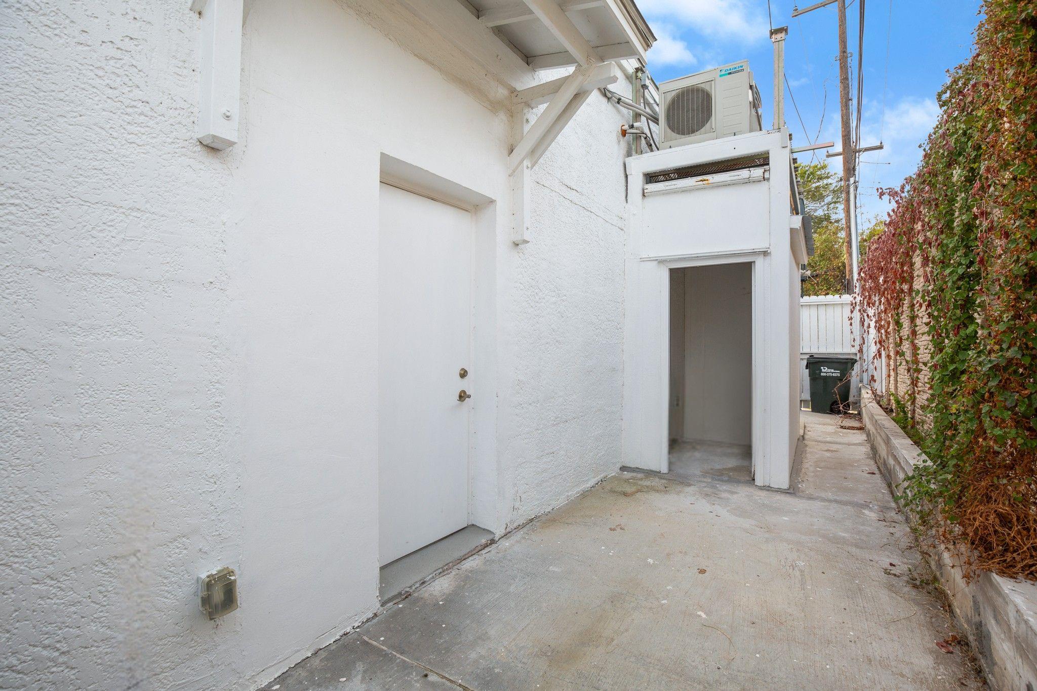 7700 N Lamar Blvd Property Photo 13