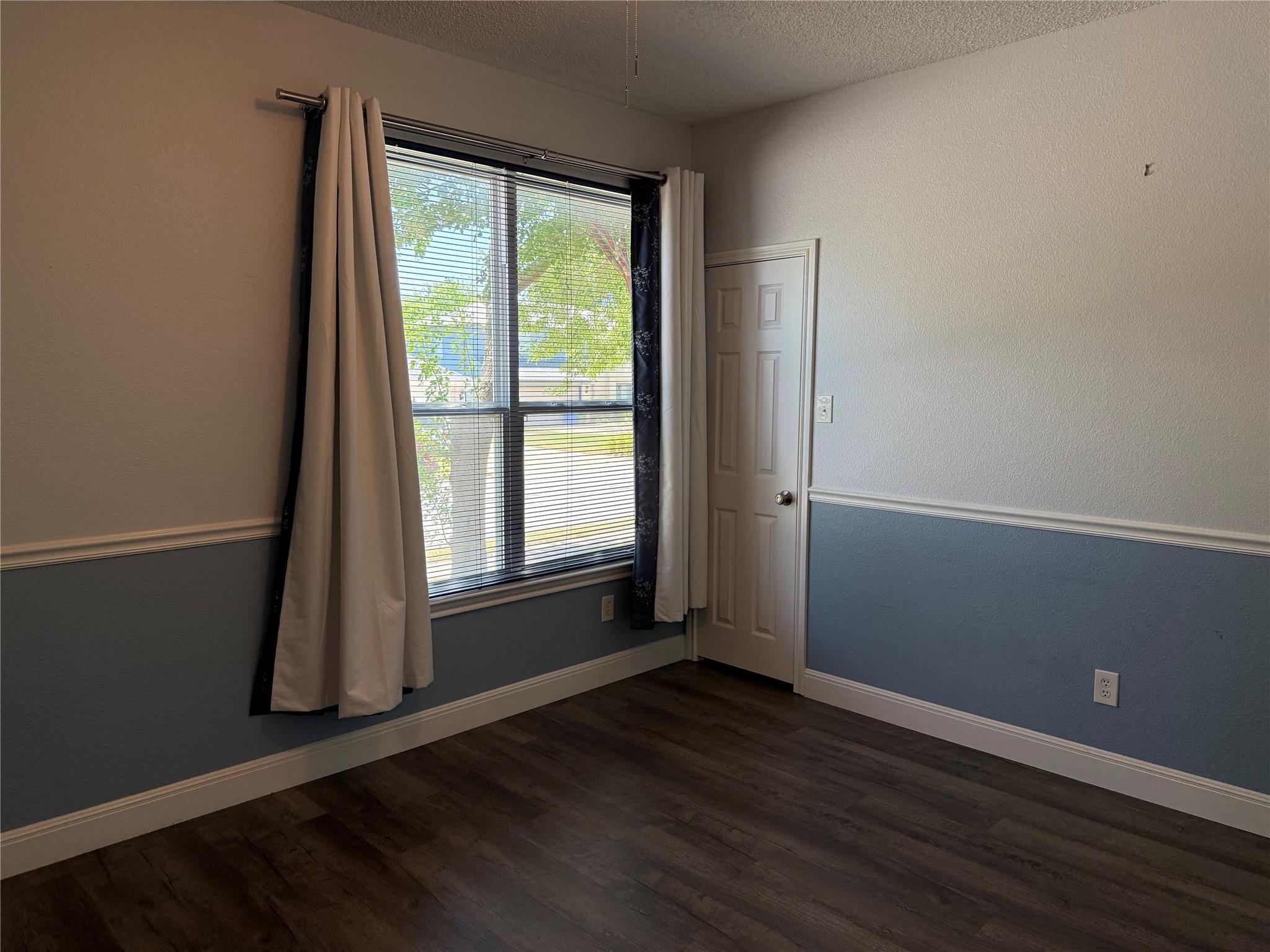 20808 Jumpers Delight Ln Property Photo 3