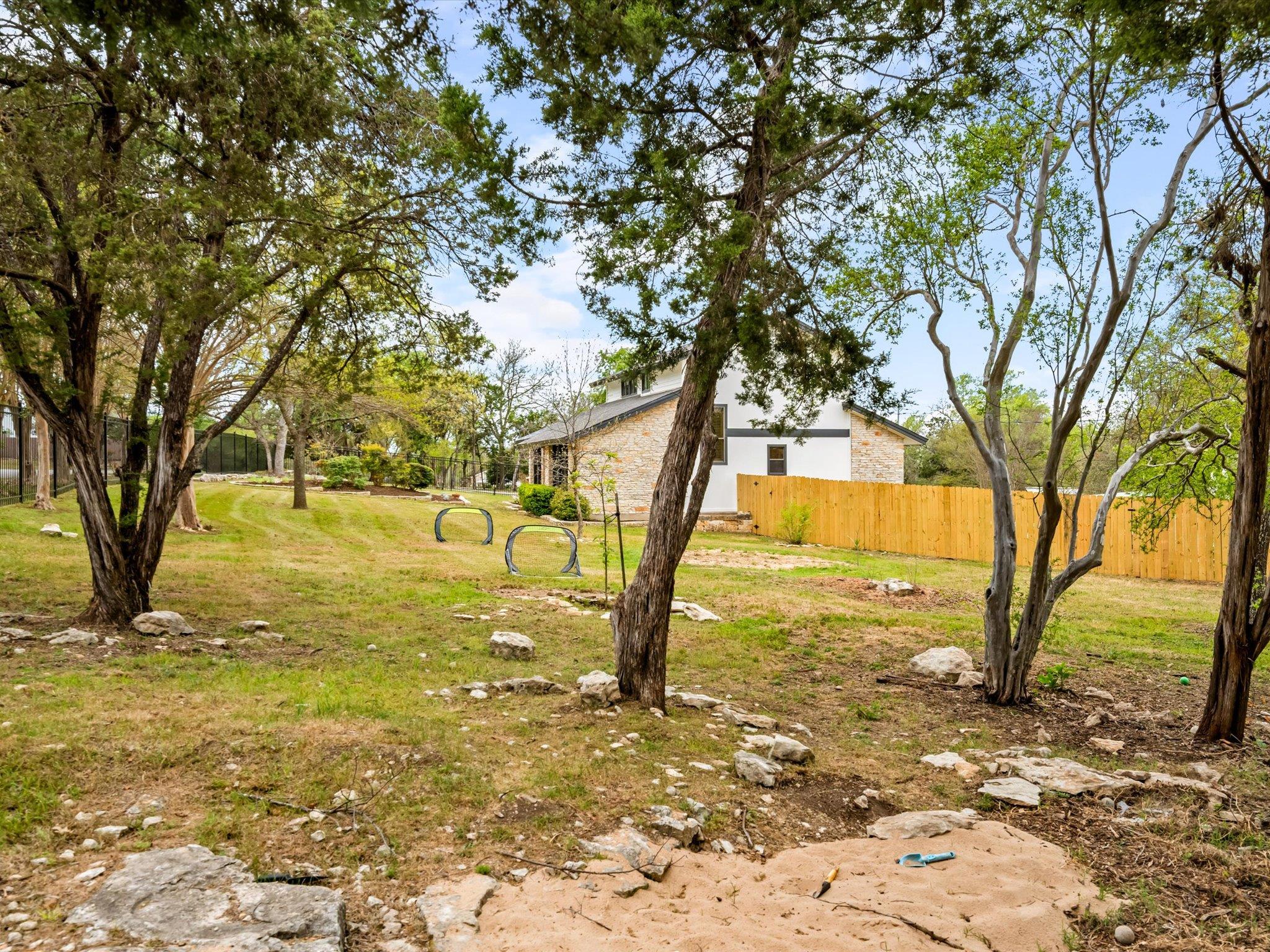 10404 Spicewood Mesa Property Photo 37