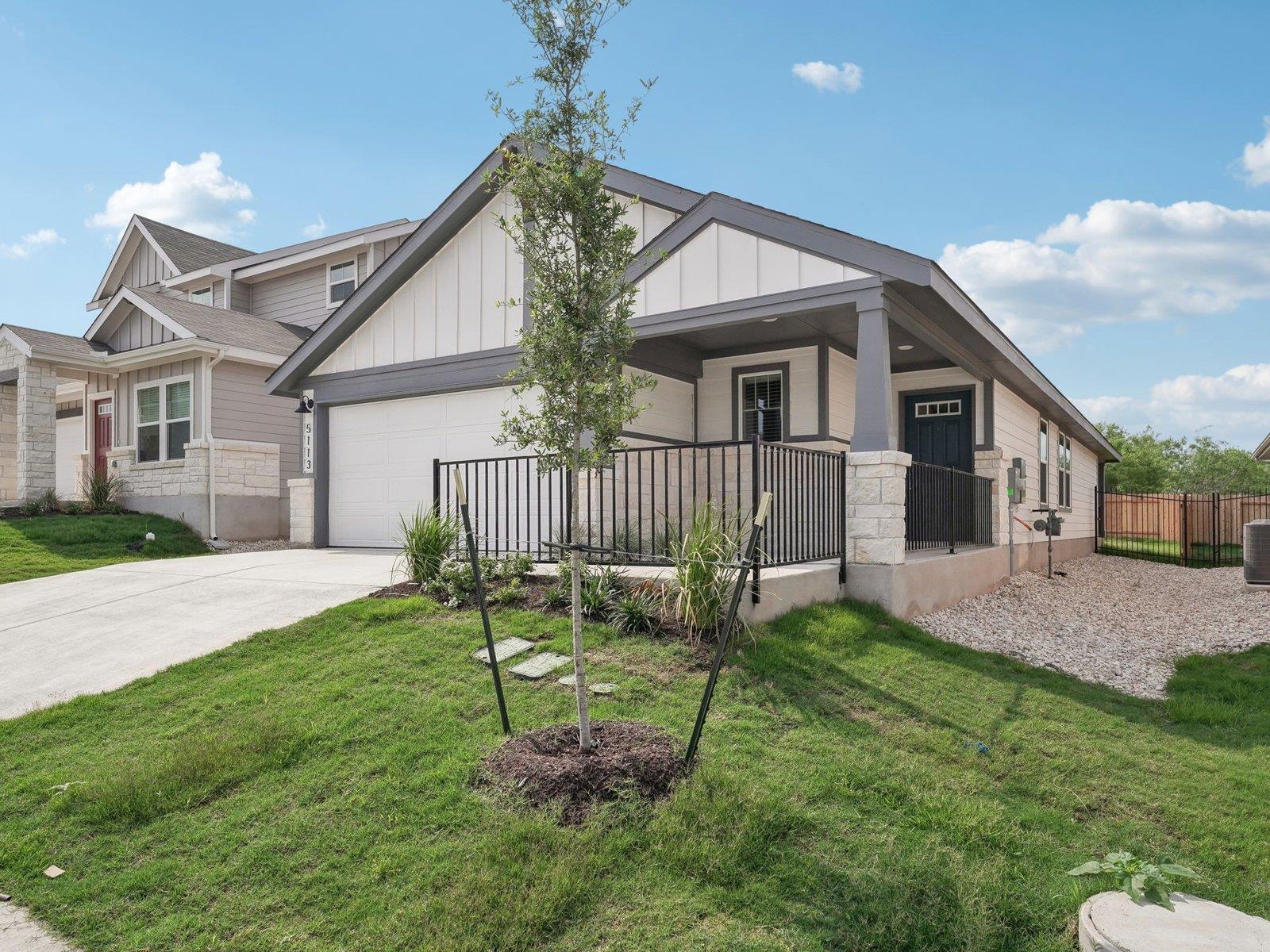 5113 Stockton LN