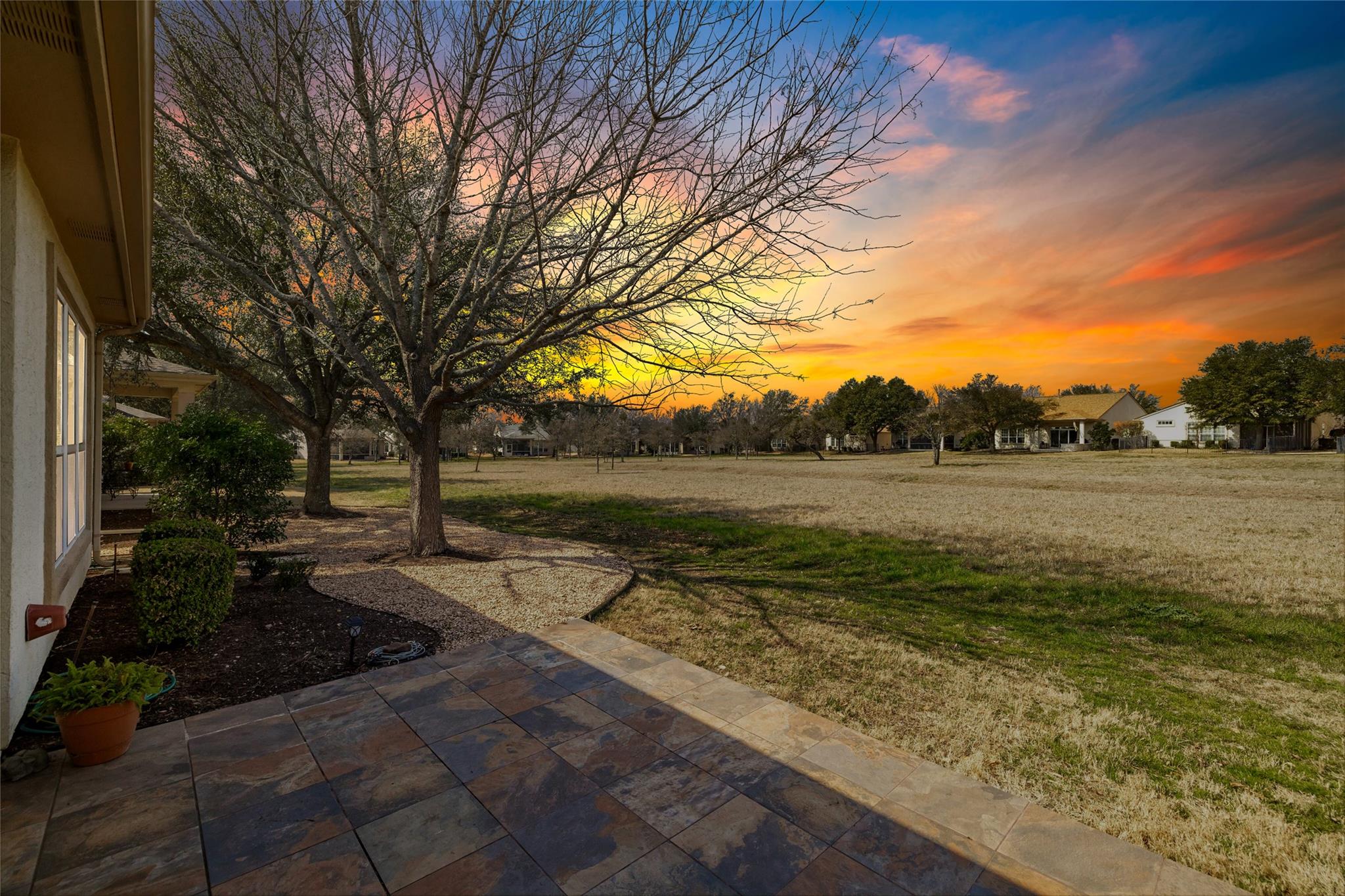 210 Crockett Loop Property Photo