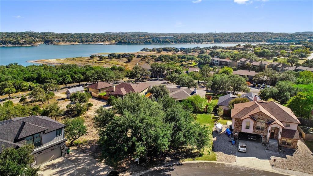 215 Southwind RD Property Photo 1