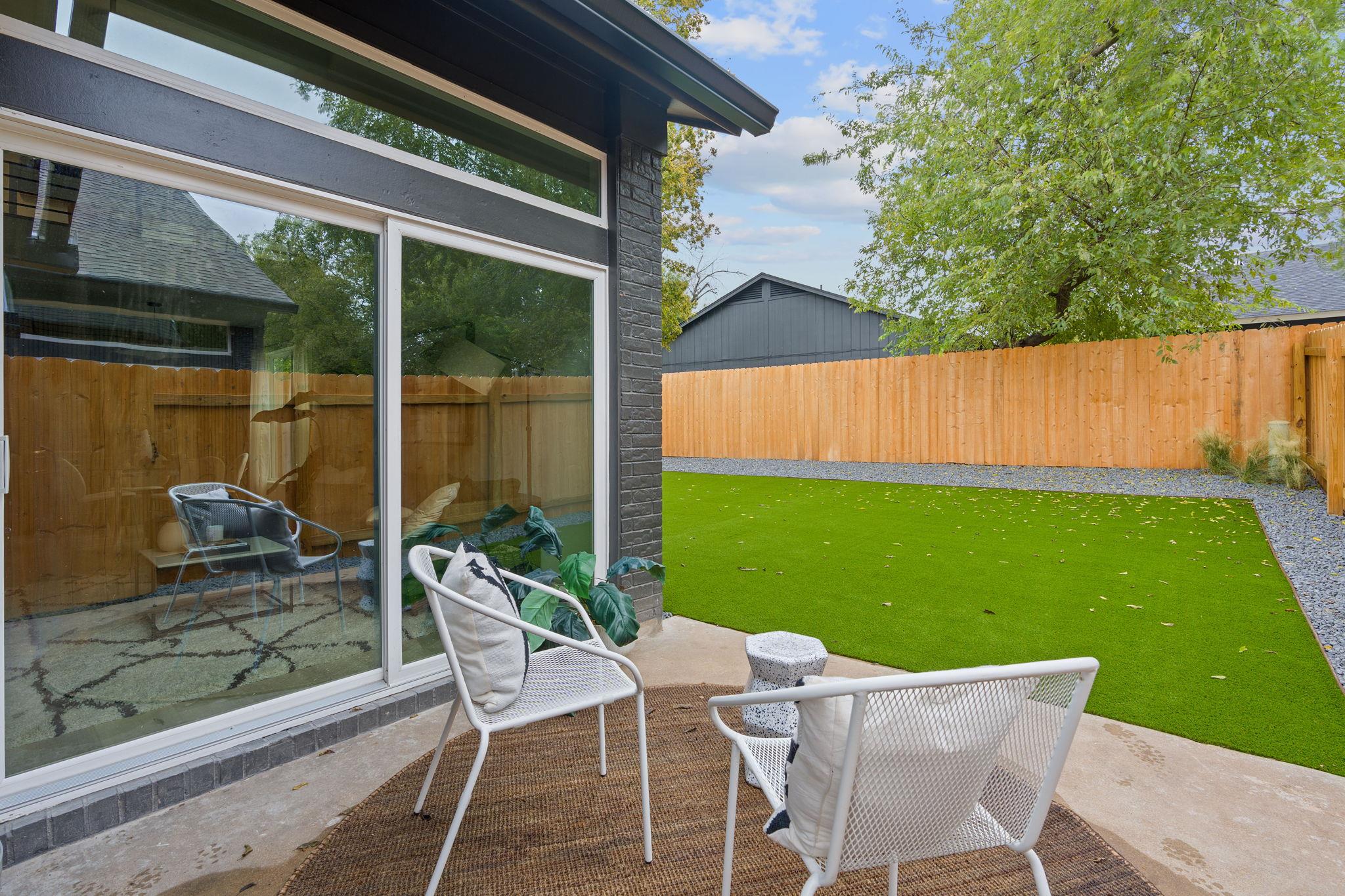 1911 Albury Cv #c Property Photo 2